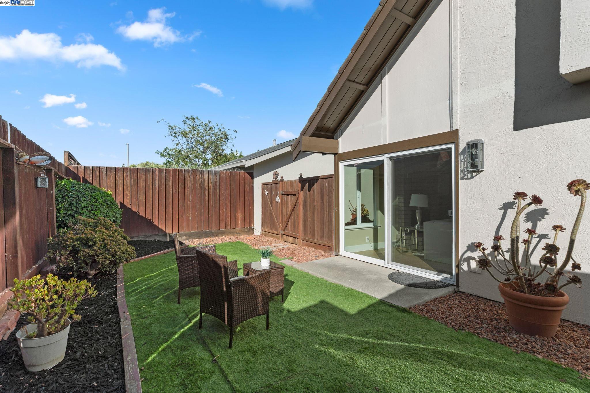 Detail Gallery Image 38 of 41 For 5139 Dryden Ct, Newark,  CA 94560 - 4 Beds | 2/1 Baths