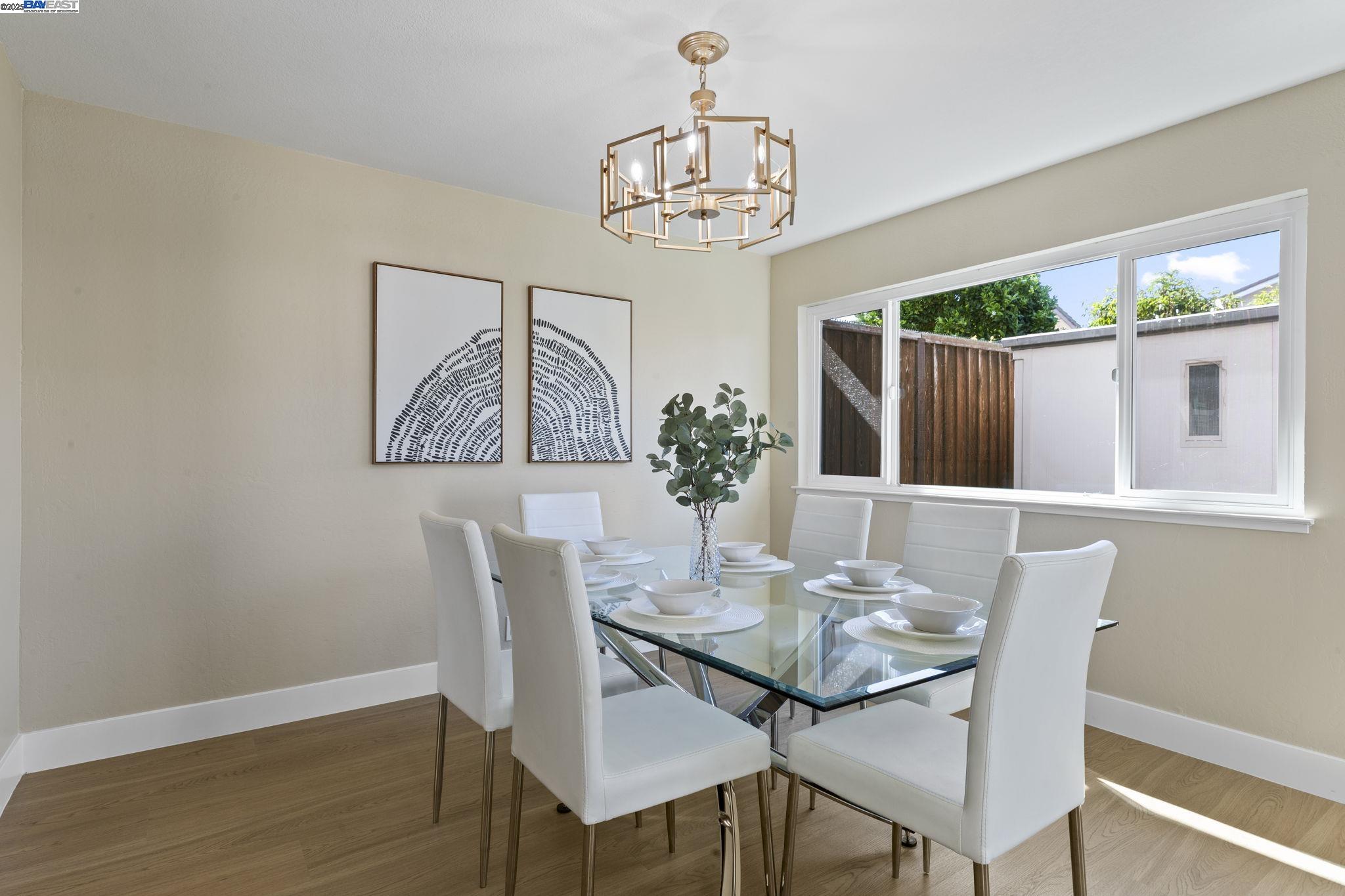 Detail Gallery Image 10 of 41 For 5139 Dryden Ct, Newark,  CA 94560 - 4 Beds | 2/1 Baths