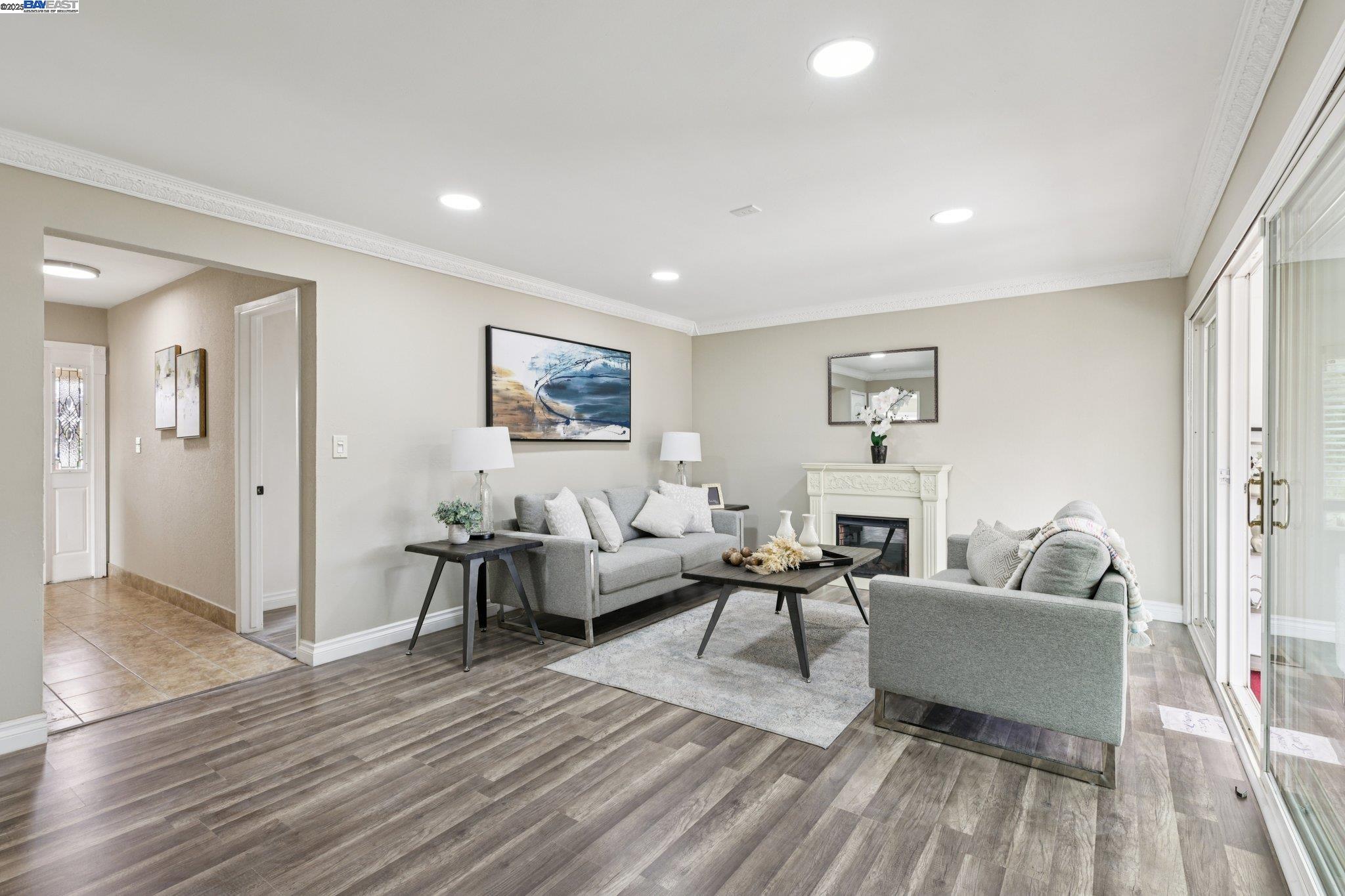 Detail Gallery Image 10 of 49 For 28399 Cubberley Ct, Hayward,  CA 94545 - 4 Beds | 2 Baths