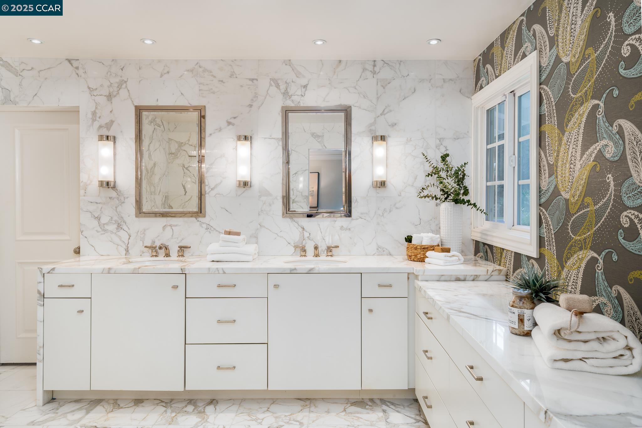 Detail Gallery Image 20 of 33 For 27 Squire Ct, Alamo,  CA 94507 - 4 Beds | 3/1 Baths