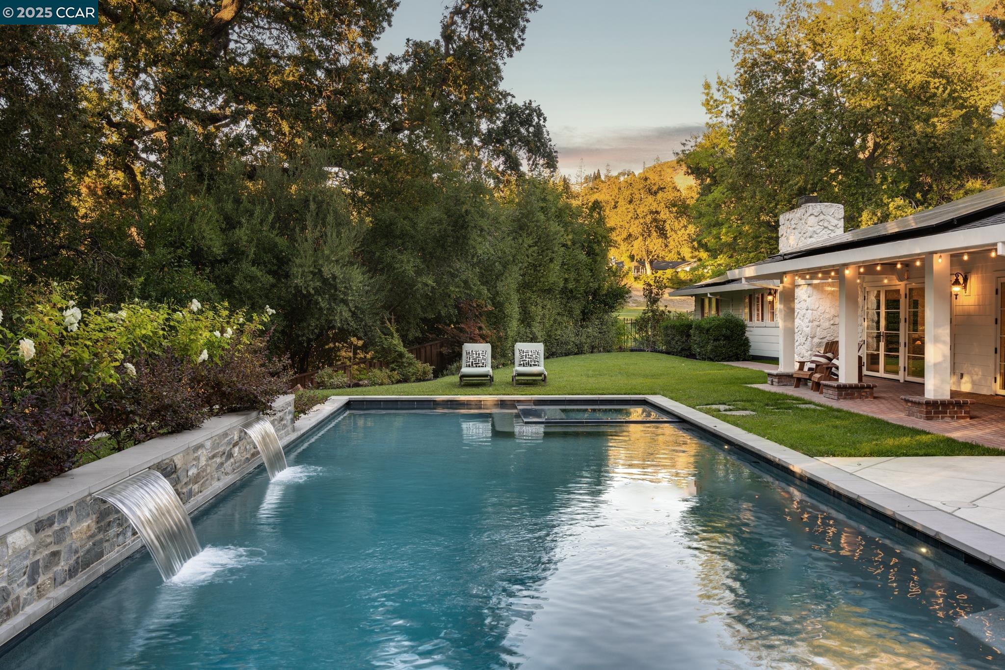 Detail Gallery Image 23 of 33 For 27 Squire Ct, Alamo,  CA 94507 - 4 Beds | 3/1 Baths