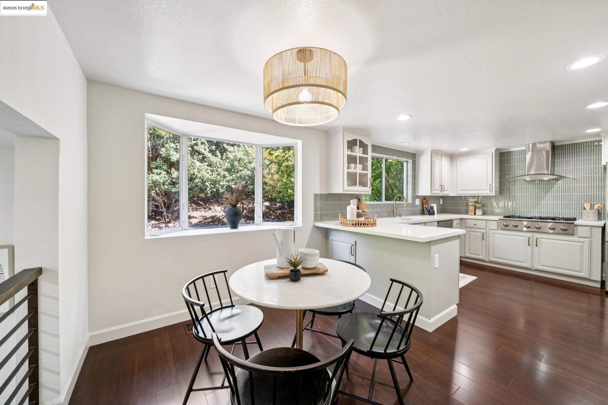 Detail Gallery Image 14 of 41 For 579 Grimsby Ln, Danville,  CA 94506 - 4 Beds | 3 Baths