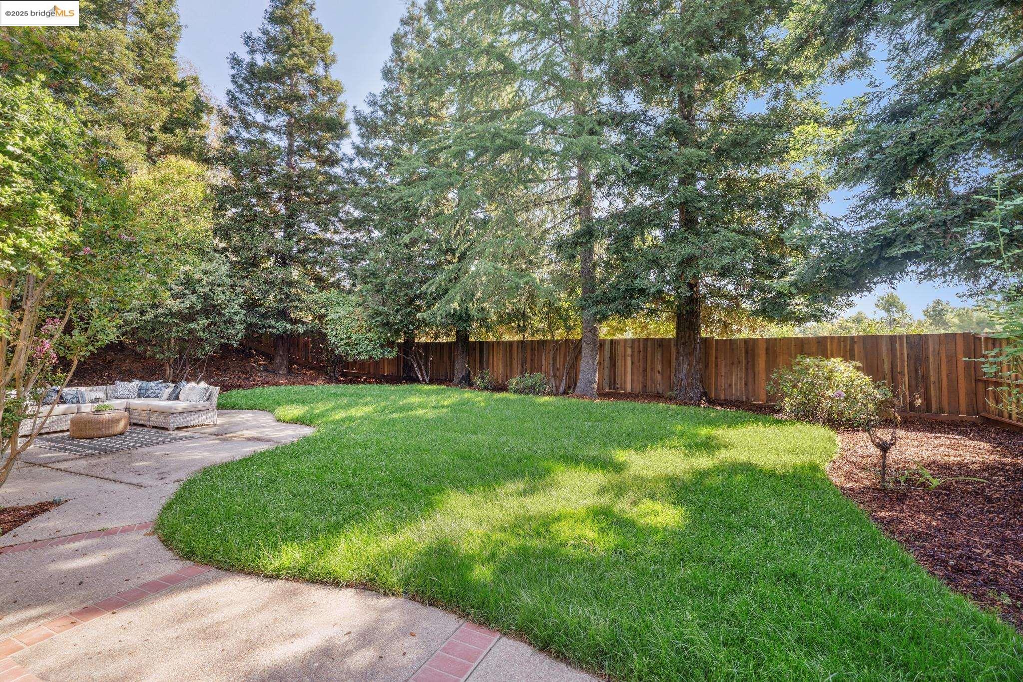 Detail Gallery Image 31 of 41 For 579 Grimsby Ln, Danville,  CA 94506 - 4 Beds | 3 Baths