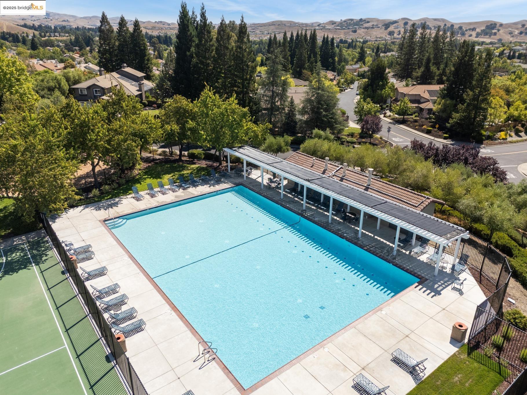 Detail Gallery Image 38 of 41 For 579 Grimsby Ln, Danville,  CA 94506 - 4 Beds | 3 Baths