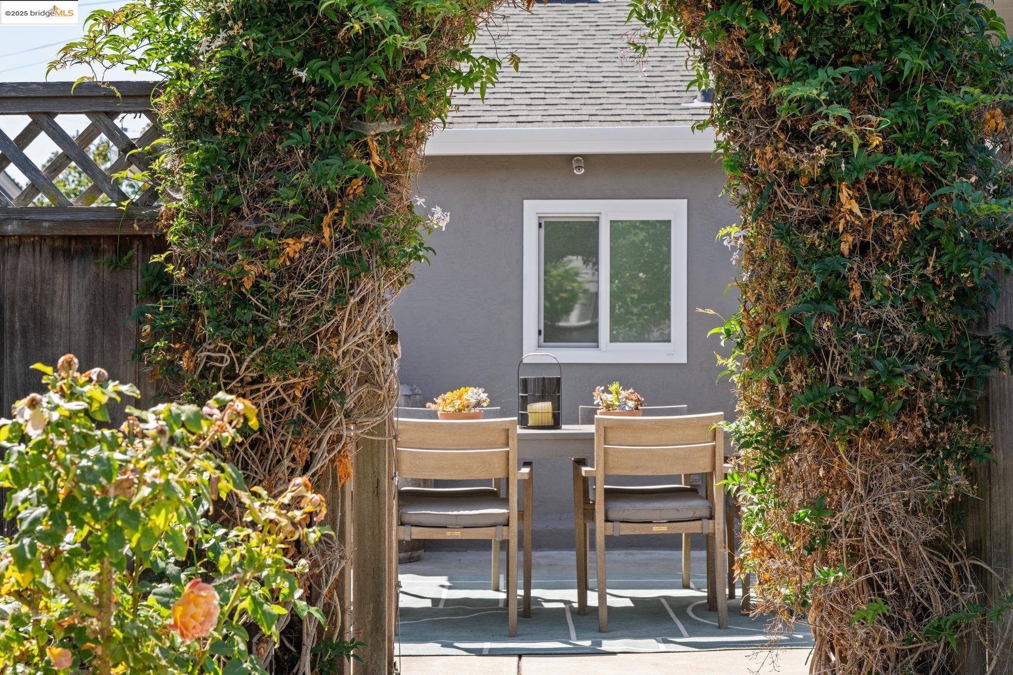 Detail Gallery Image 38 of 57 For 952 Amador St, Richmond,  CA 94805 - 2 Beds | 1 Baths