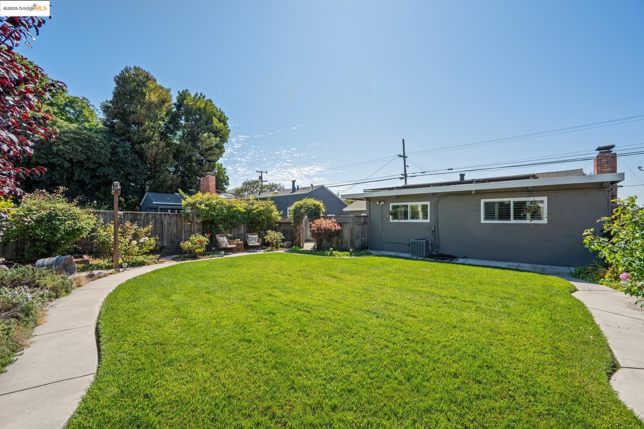 Detail Gallery Image 44 of 57 For 952 Amador St, Richmond,  CA 94805 - 2 Beds | 1 Baths
