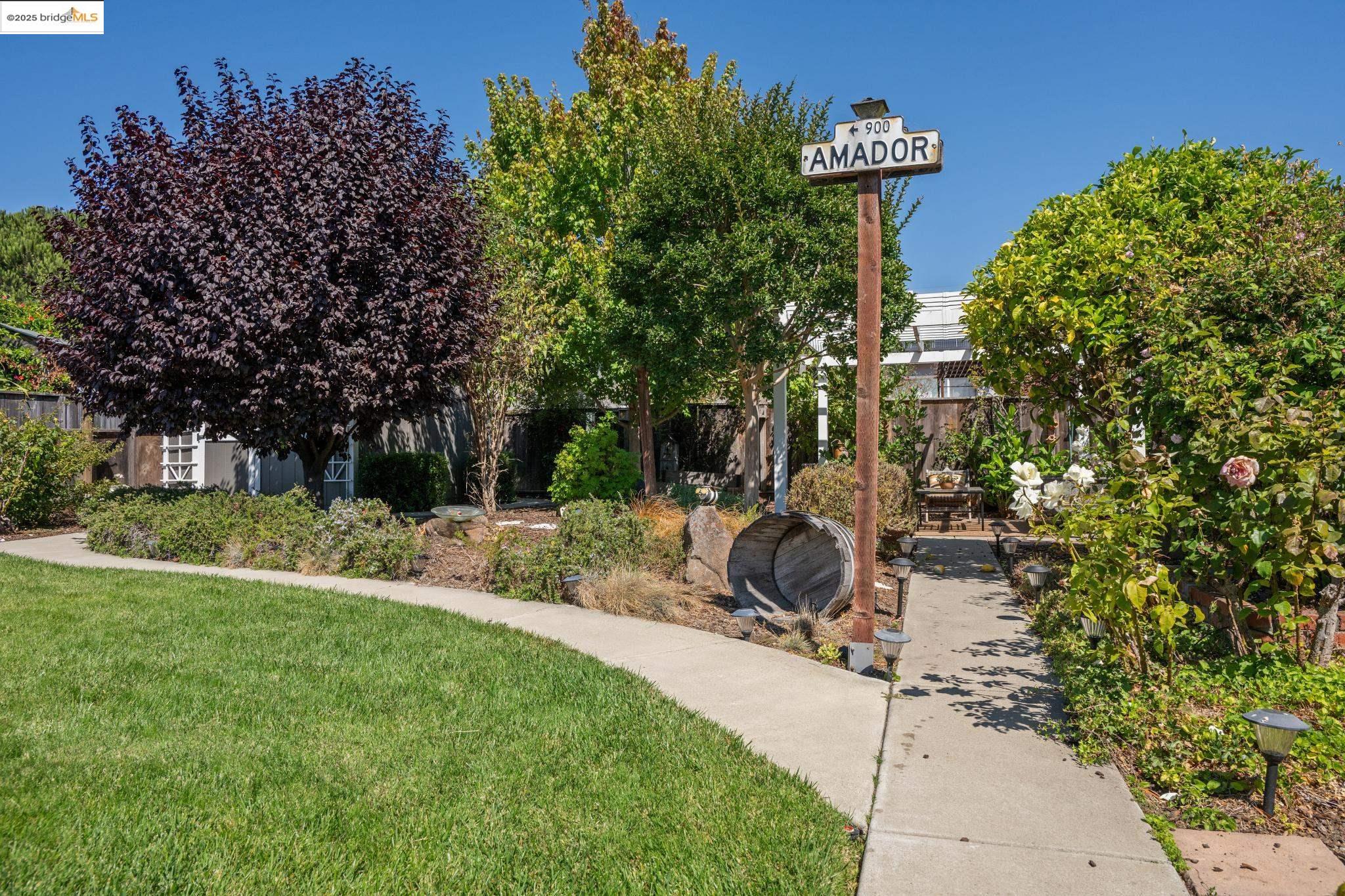 Detail Gallery Image 48 of 57 For 952 Amador St, Richmond,  CA 94805 - 2 Beds | 1 Baths