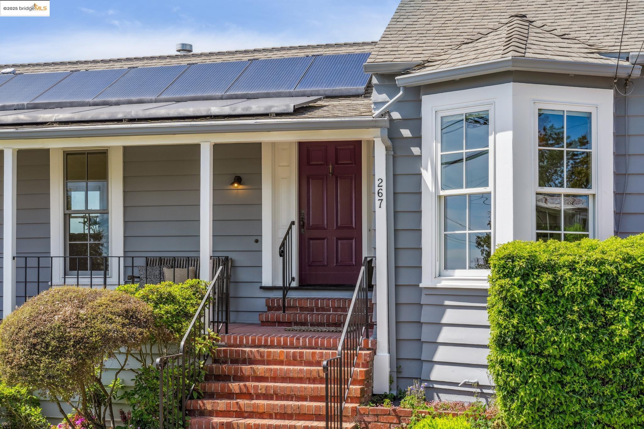 Front Image Thumbnail for EB41111021