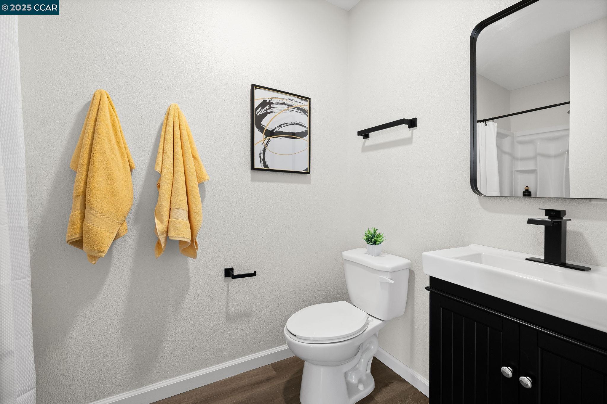 Detail Gallery Image 18 of 23 For 371 Joan Vista Street, El Sobrante,  CA 94803-1913 - 3 Beds | 2/1 Baths