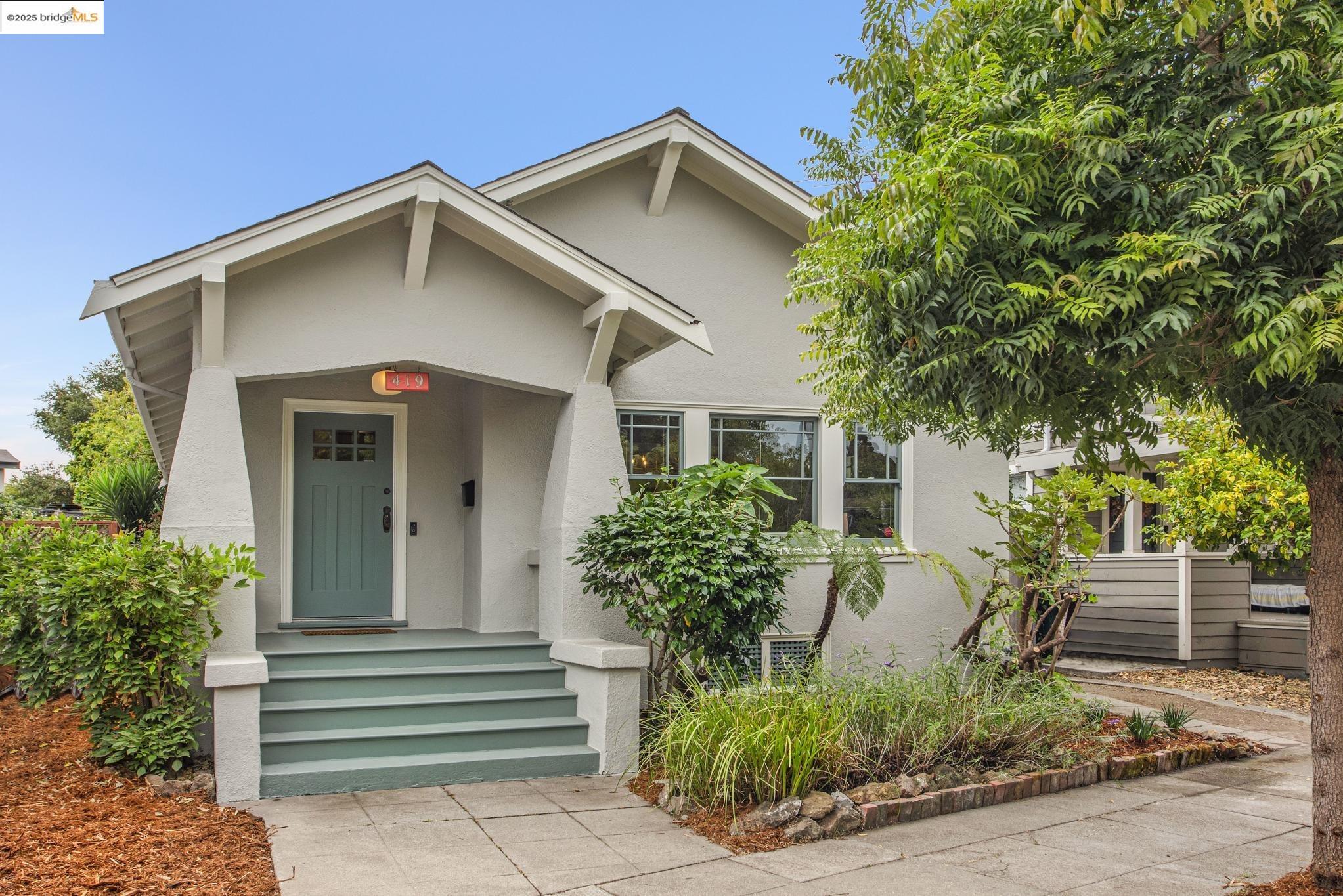 Front Image Thumbnail for EB41111023