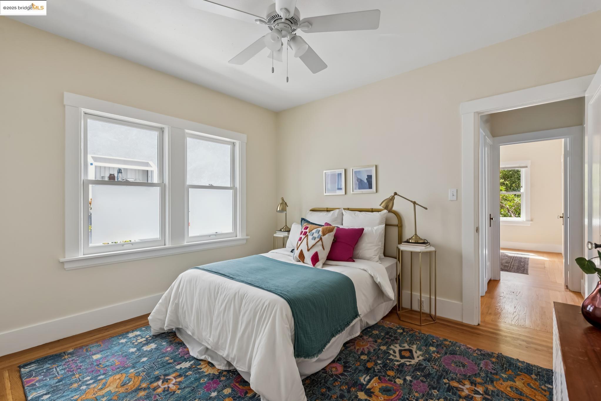 Detail Gallery Image 17 of 28 For 419 43rd St., Oakland,  CA 94609 - 2 Beds | 1 Baths