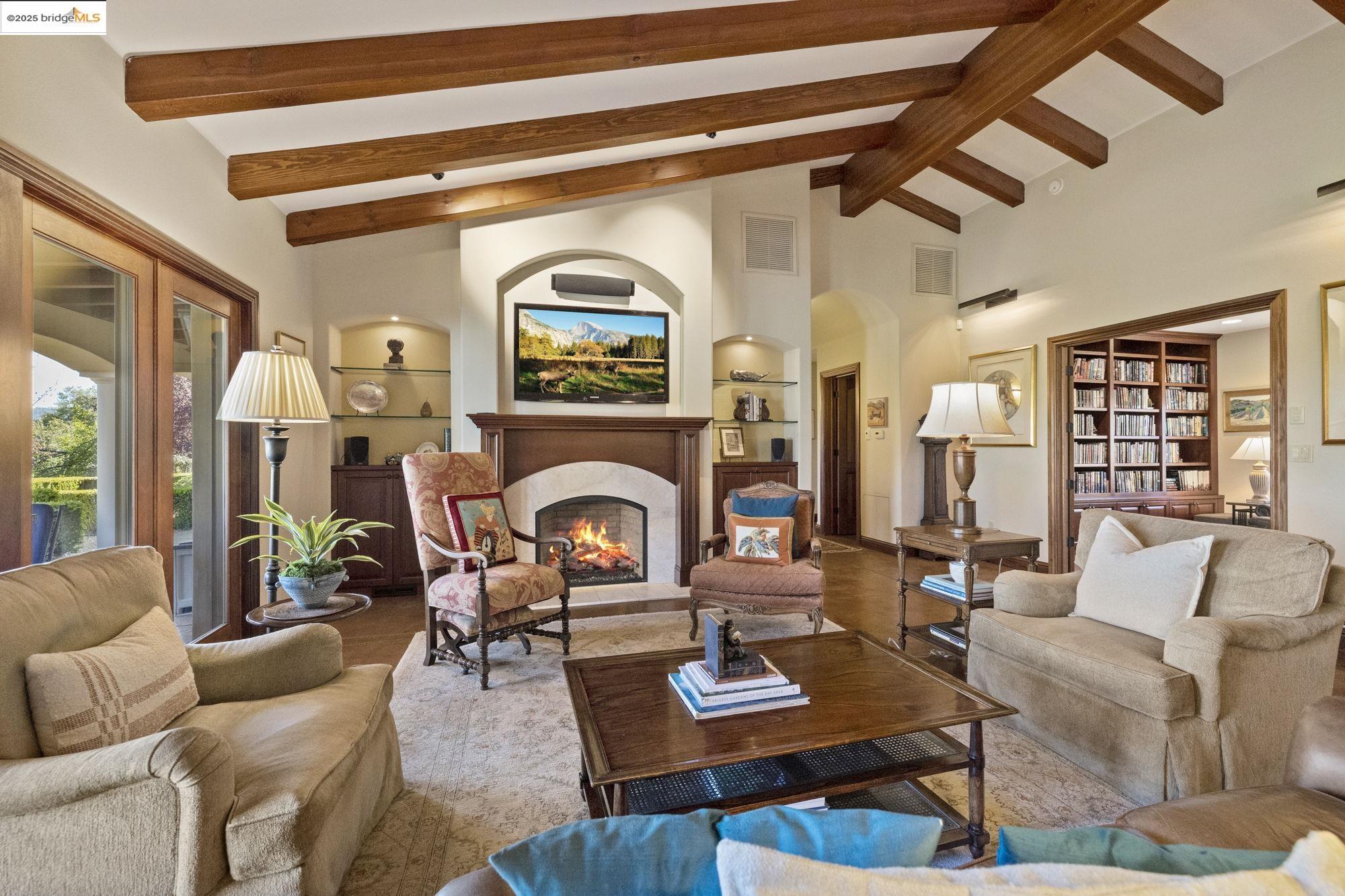 Detail Gallery Image 12 of 55 For 10270 Slate Rim Rd, Sonora,  CA 95370 - 3 Beds | 3 Baths