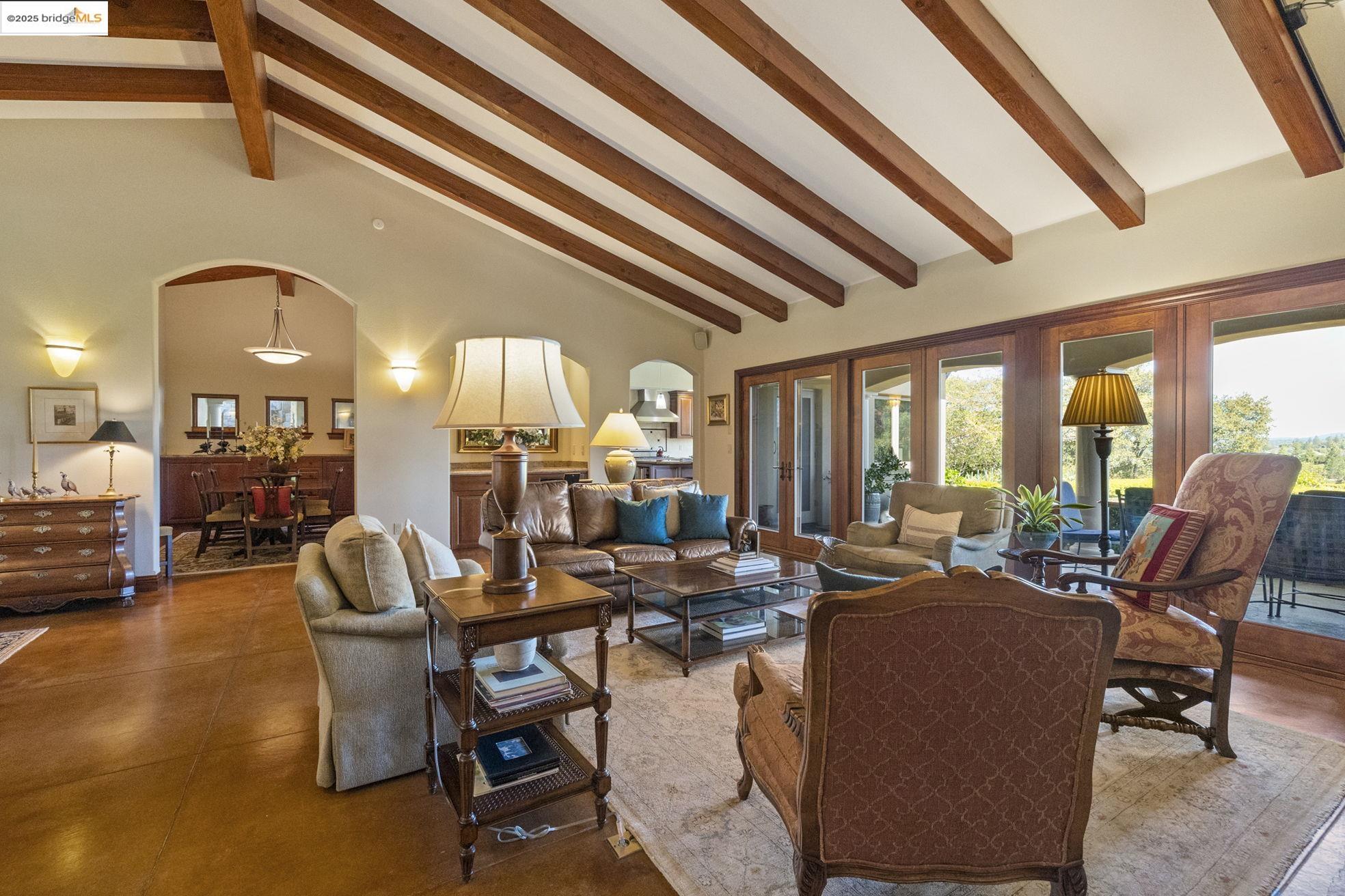 Detail Gallery Image 9 of 55 For 10270 Slate Rim Rd, Sonora,  CA 95370 - 3 Beds | 3 Baths