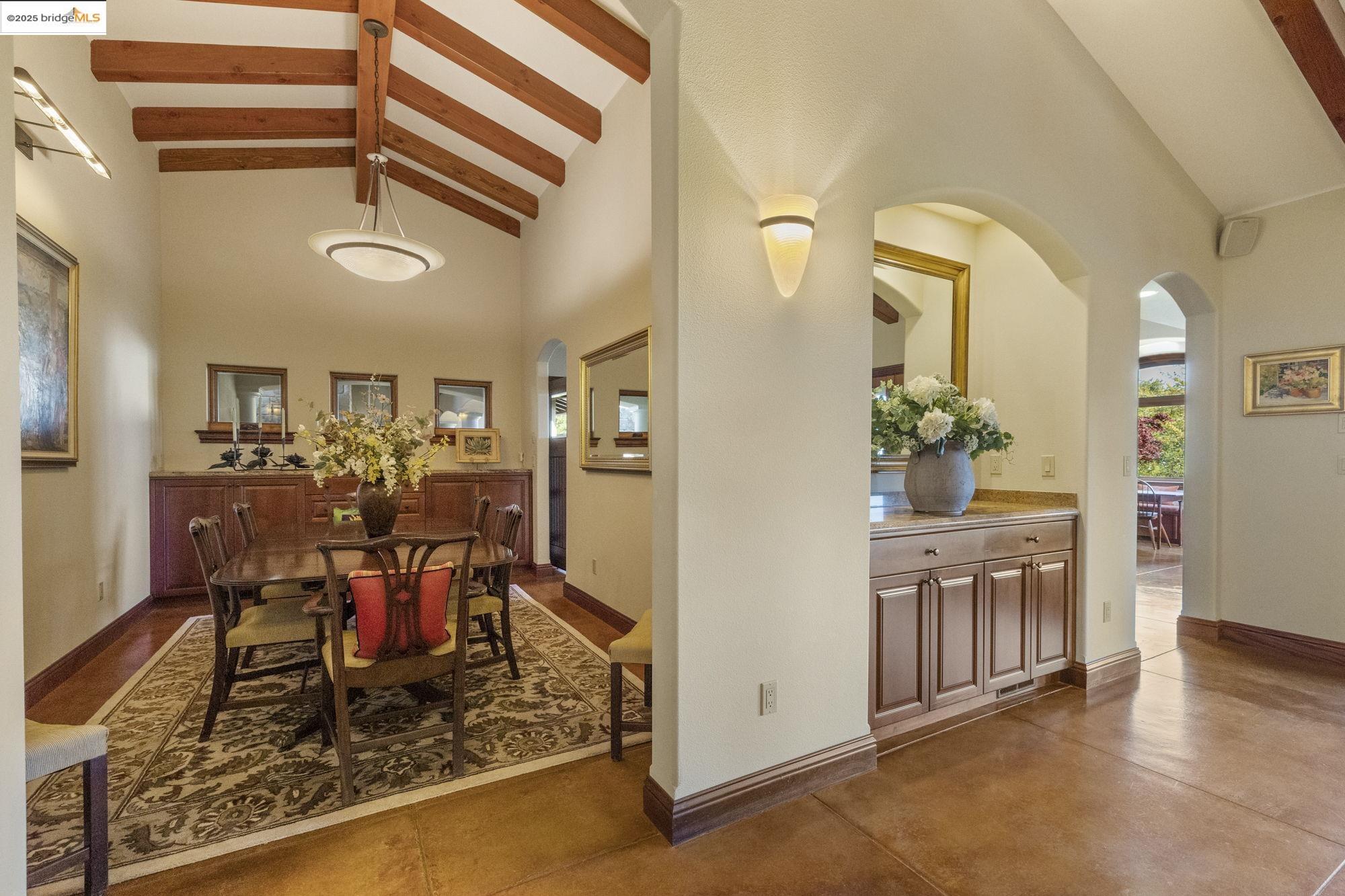 Detail Gallery Image 10 of 55 For 10270 Slate Rim Rd, Sonora,  CA 95370 - 3 Beds | 3 Baths