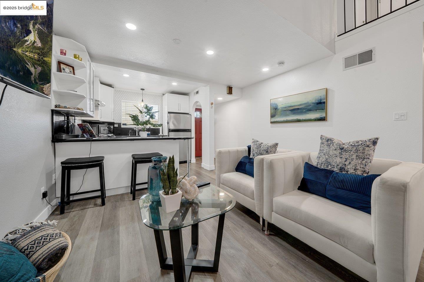 Photo #4: 41111025 Listing 