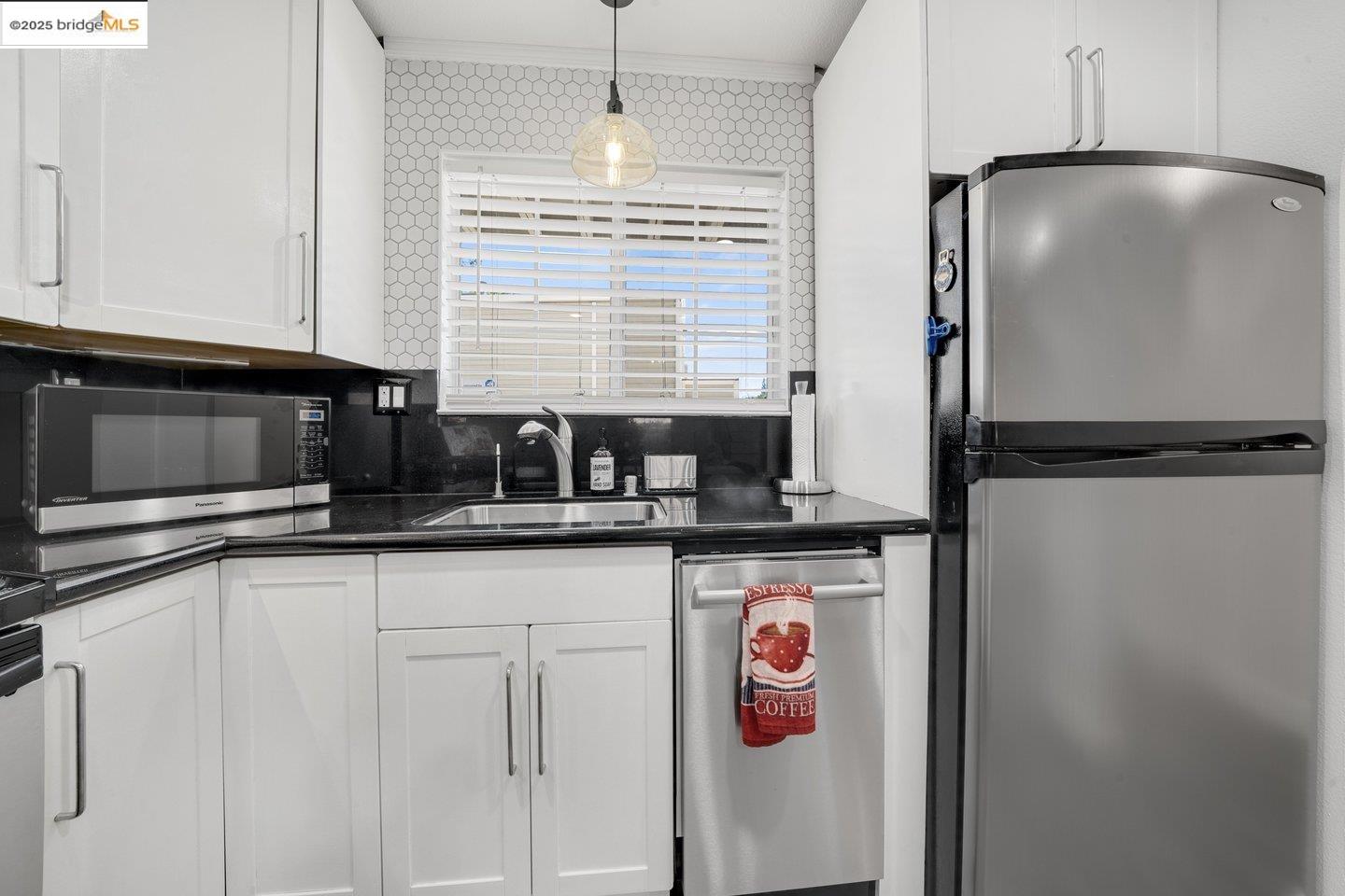Photo #10: 41111025 Listing: Photo #10