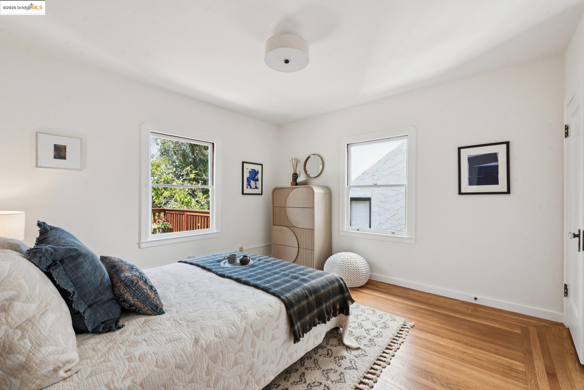Detail Gallery Image 33 of 60 For 566 the Alameda, Berkeley,  CA 94707 - 4 Beds | 2 Baths
