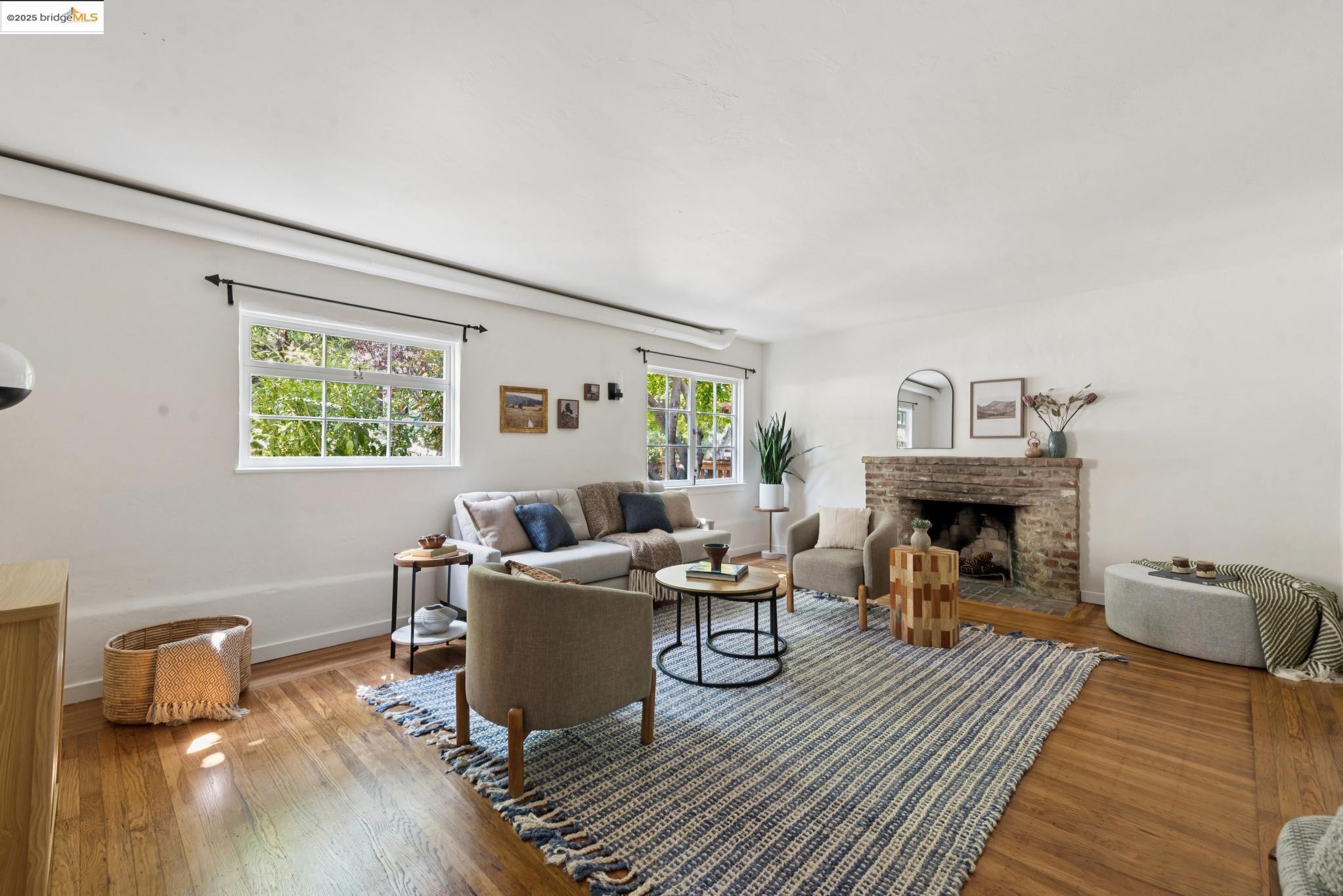 Detail Gallery Image 49 of 60 For 566 the Alameda, Berkeley,  CA 94707 - 4 Beds | 2 Baths
