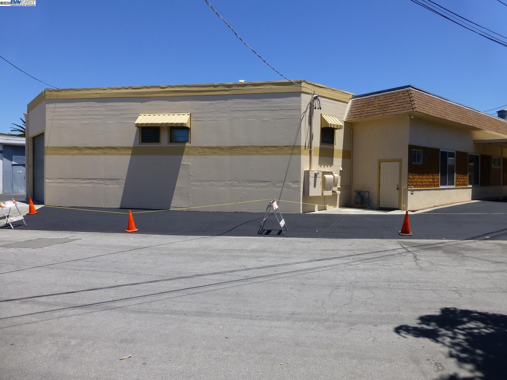 Front Image Thumbnail for BE41111029