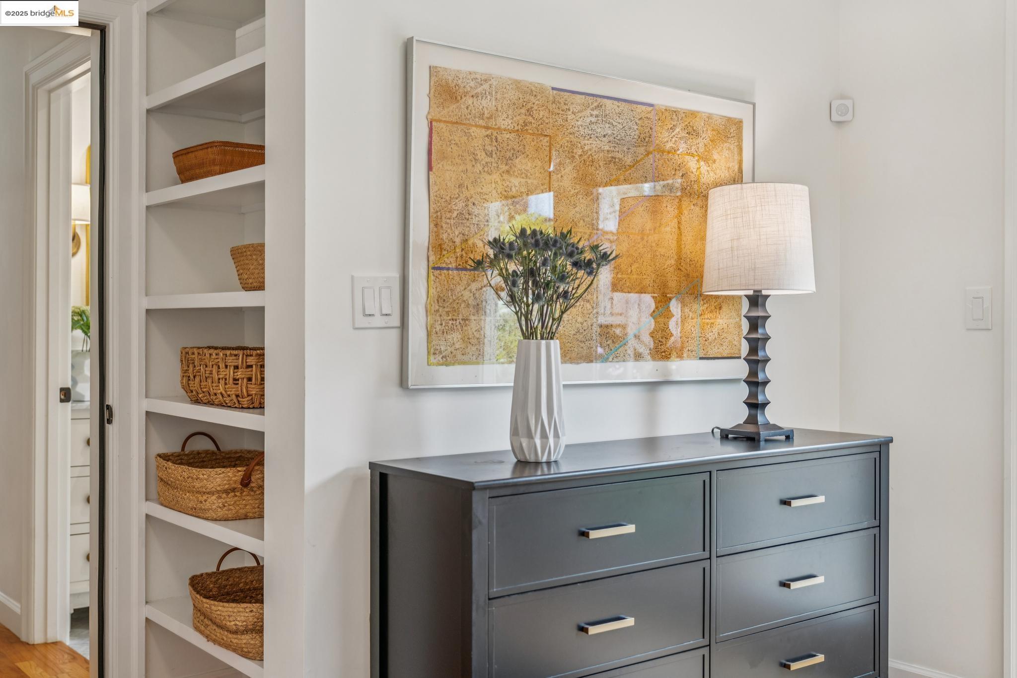 Detail Gallery Image 50 of 60 For 4926 Desmond St, Oakland,  CA 94618 - 2 Beds | 1/1 Baths