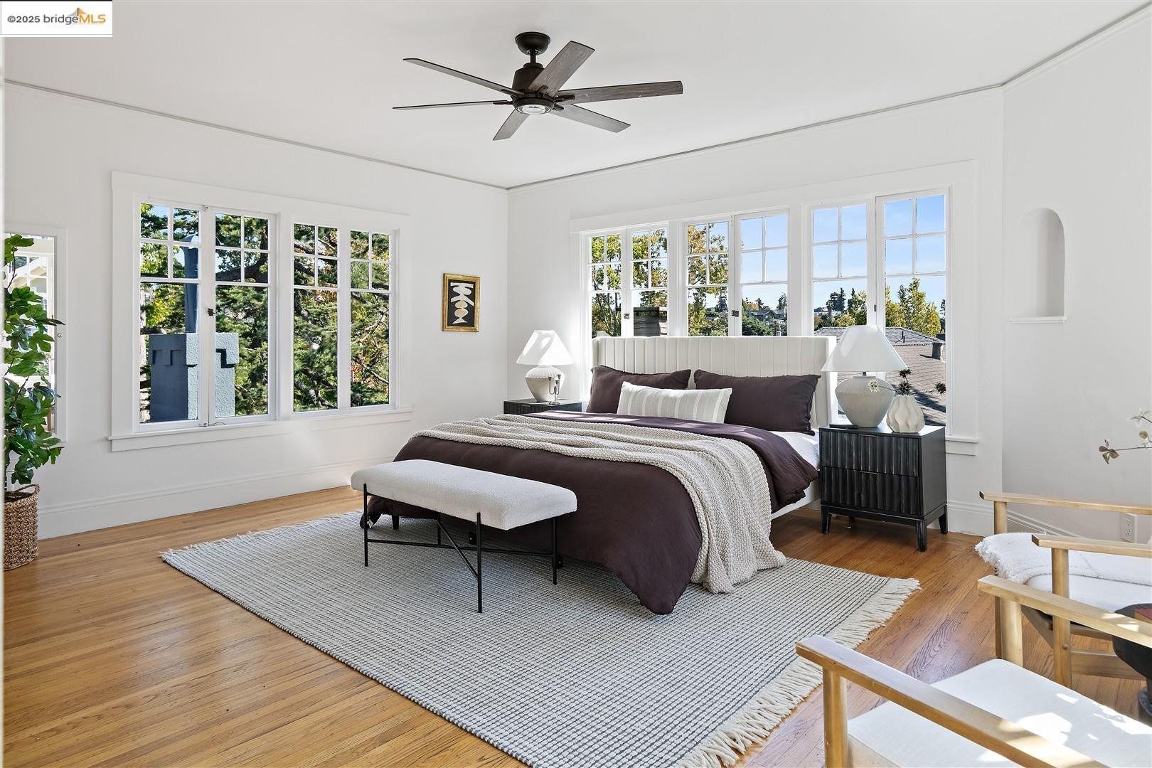 Detail Gallery Image 21 of 54 For 121 Nova Dr, Piedmont,  CA 94610 - 3 Beds | 2 Baths