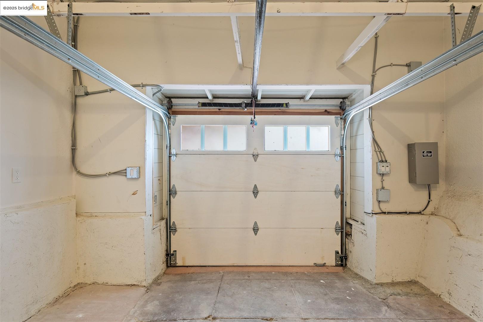 Detail Gallery Image 47 of 54 For 121 Nova Dr, Piedmont,  CA 94610 - 3 Beds | 2 Baths