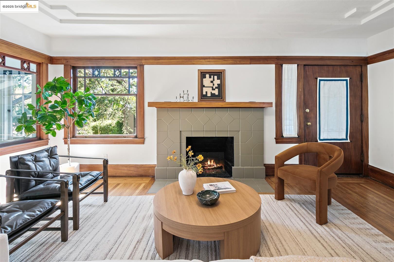 Detail Gallery Image 6 of 54 For 121 Nova Dr, Piedmont,  CA 94610 - 3 Beds | 2 Baths