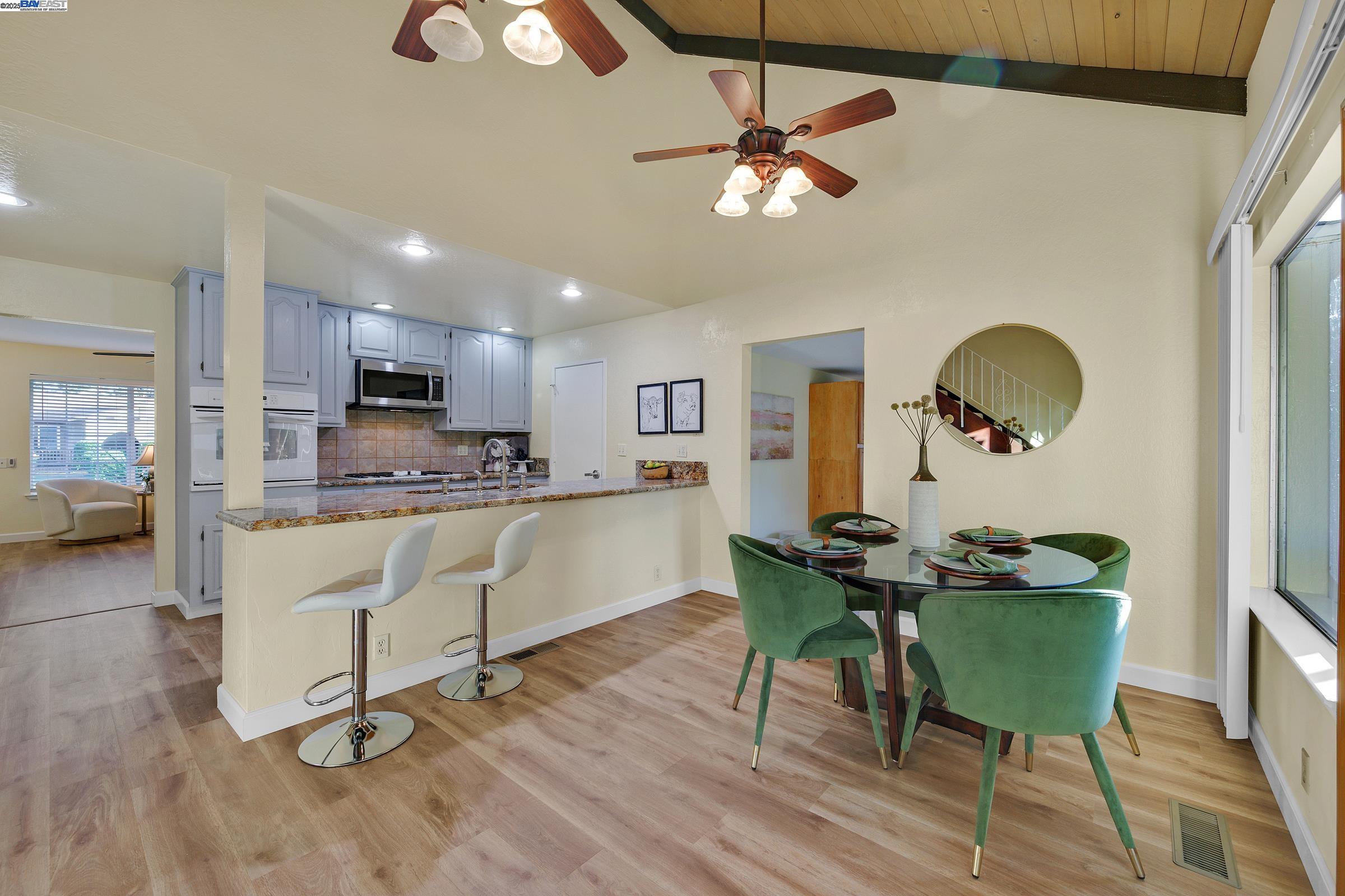 Detail Gallery Image 14 of 39 For 866 Cortland Way, Livermore,  CA 94551 - 4 Beds | 2 Baths