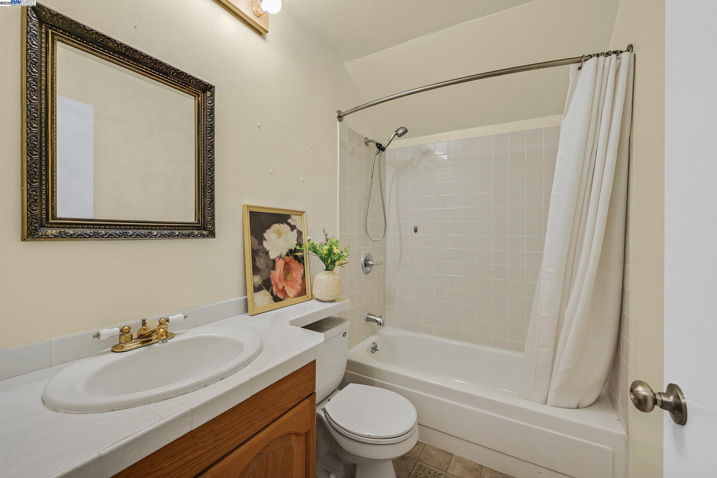 Detail Gallery Image 26 of 39 For 866 Cortland Way, Livermore,  CA 94551 - 4 Beds | 2 Baths