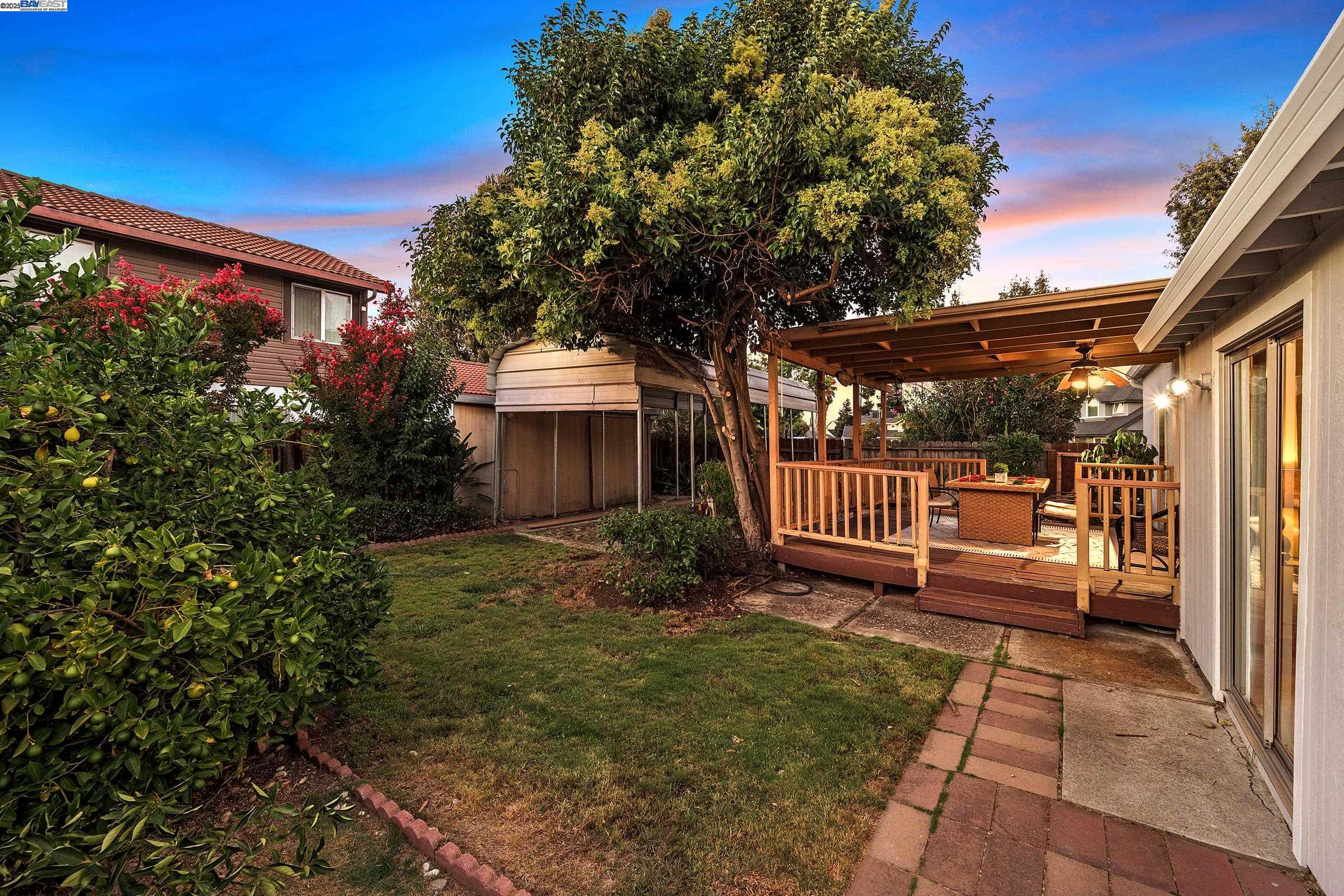 Detail Gallery Image 36 of 39 For 866 Cortland Way, Livermore,  CA 94551 - 4 Beds | 2 Baths