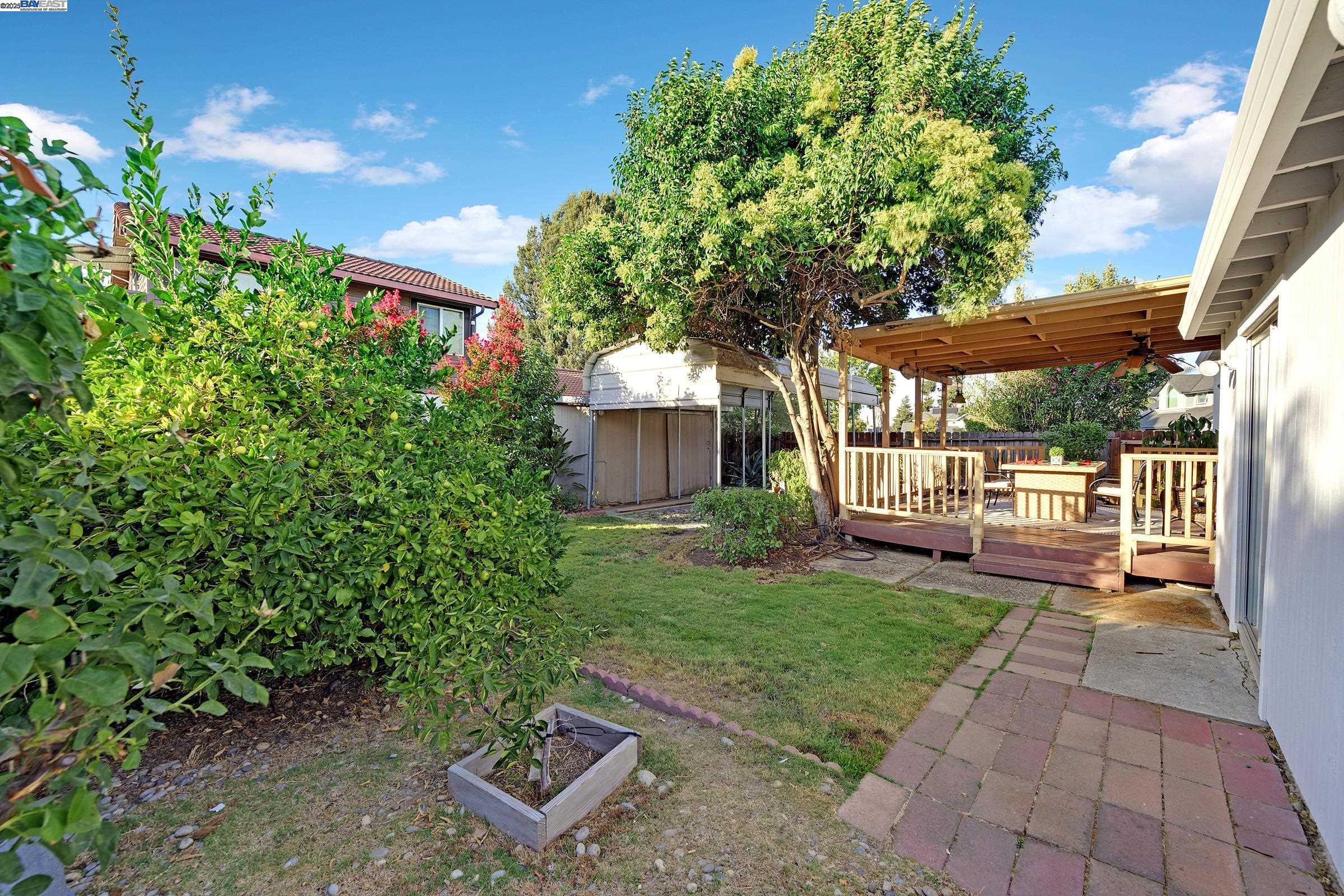 Detail Gallery Image 5 of 39 For 866 Cortland Way, Livermore,  CA 94551 - 4 Beds | 2 Baths