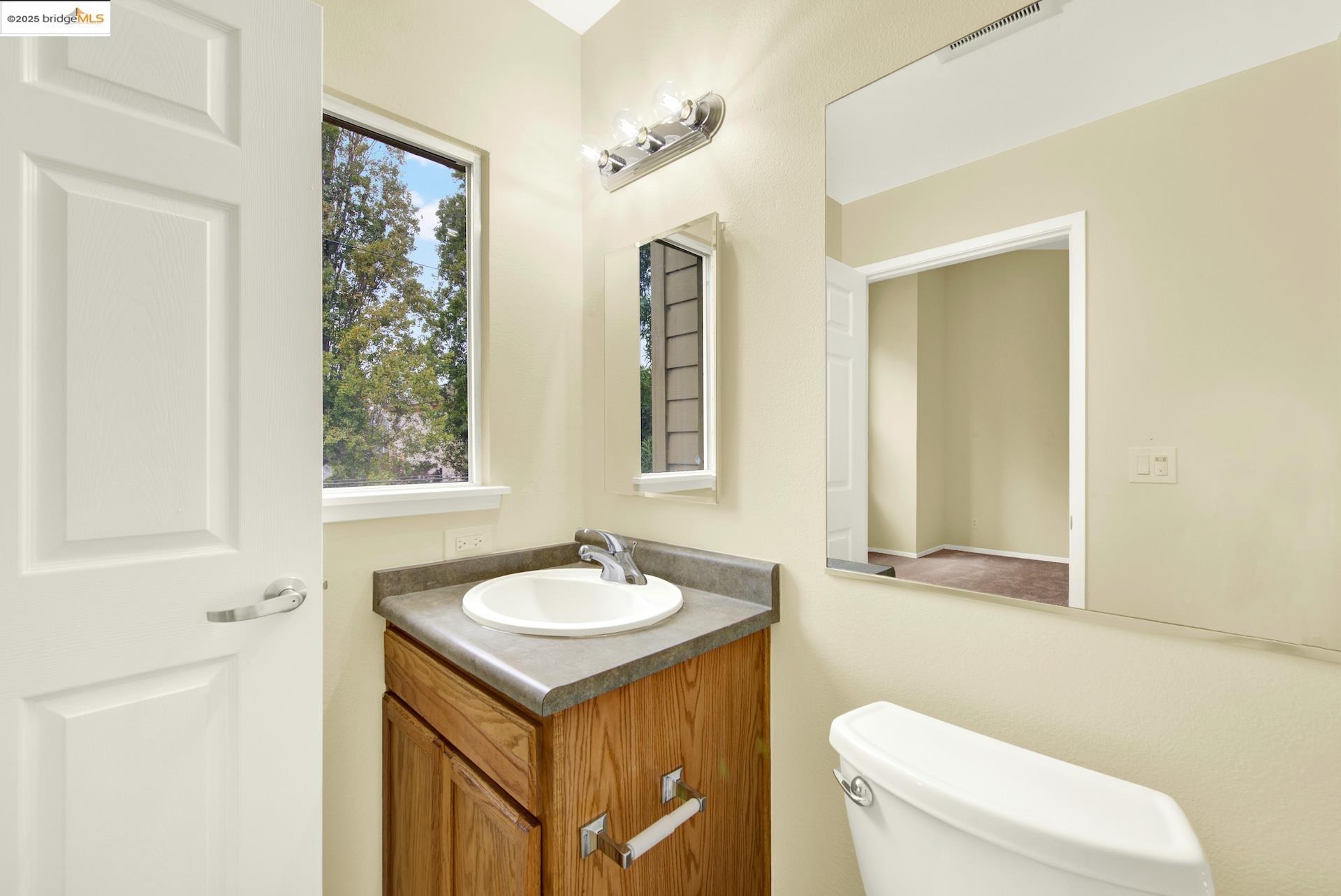 Photo #16: 41111042 Listing: Photo #16