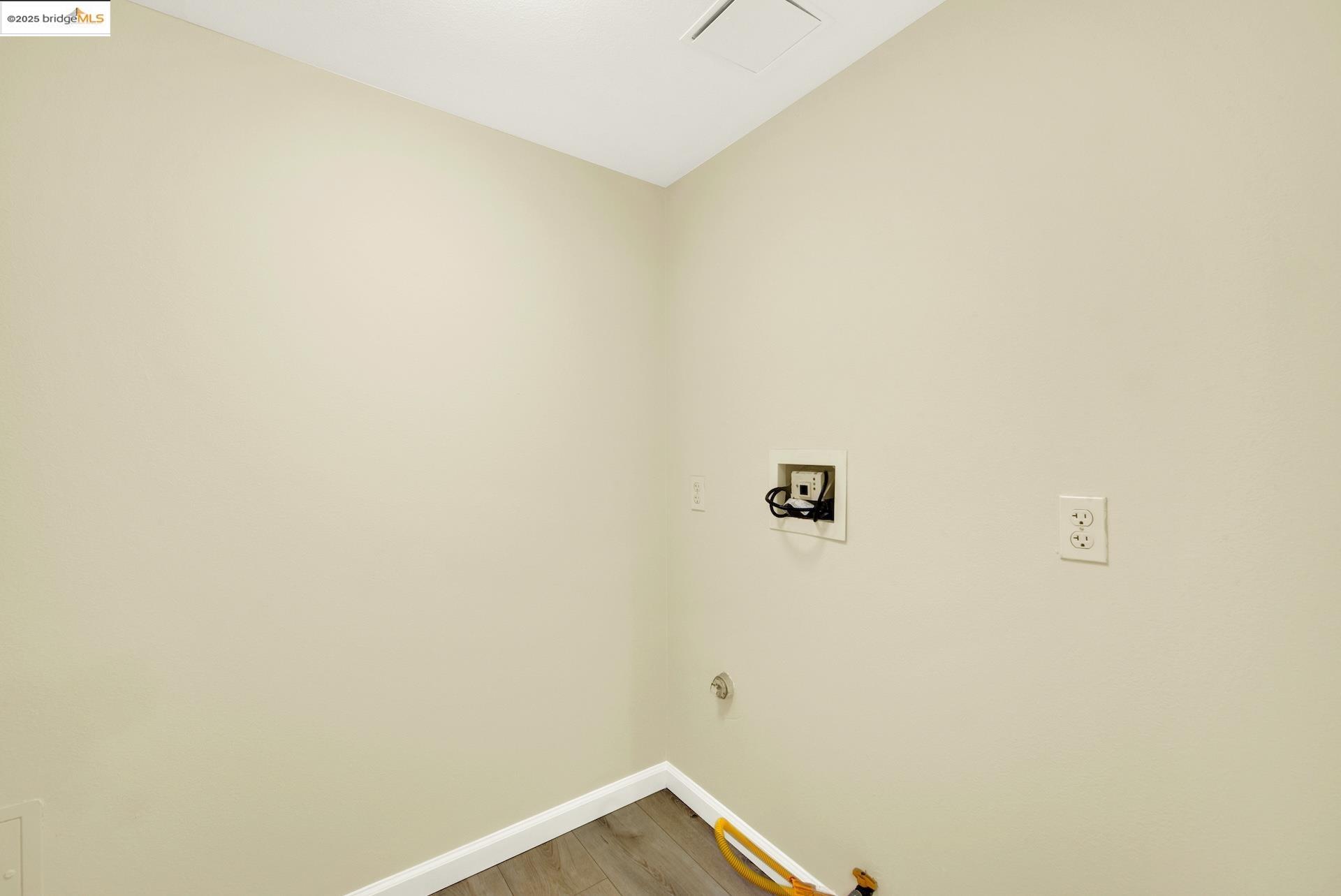 Photo #23: 41111042 Listing: Photo #23
