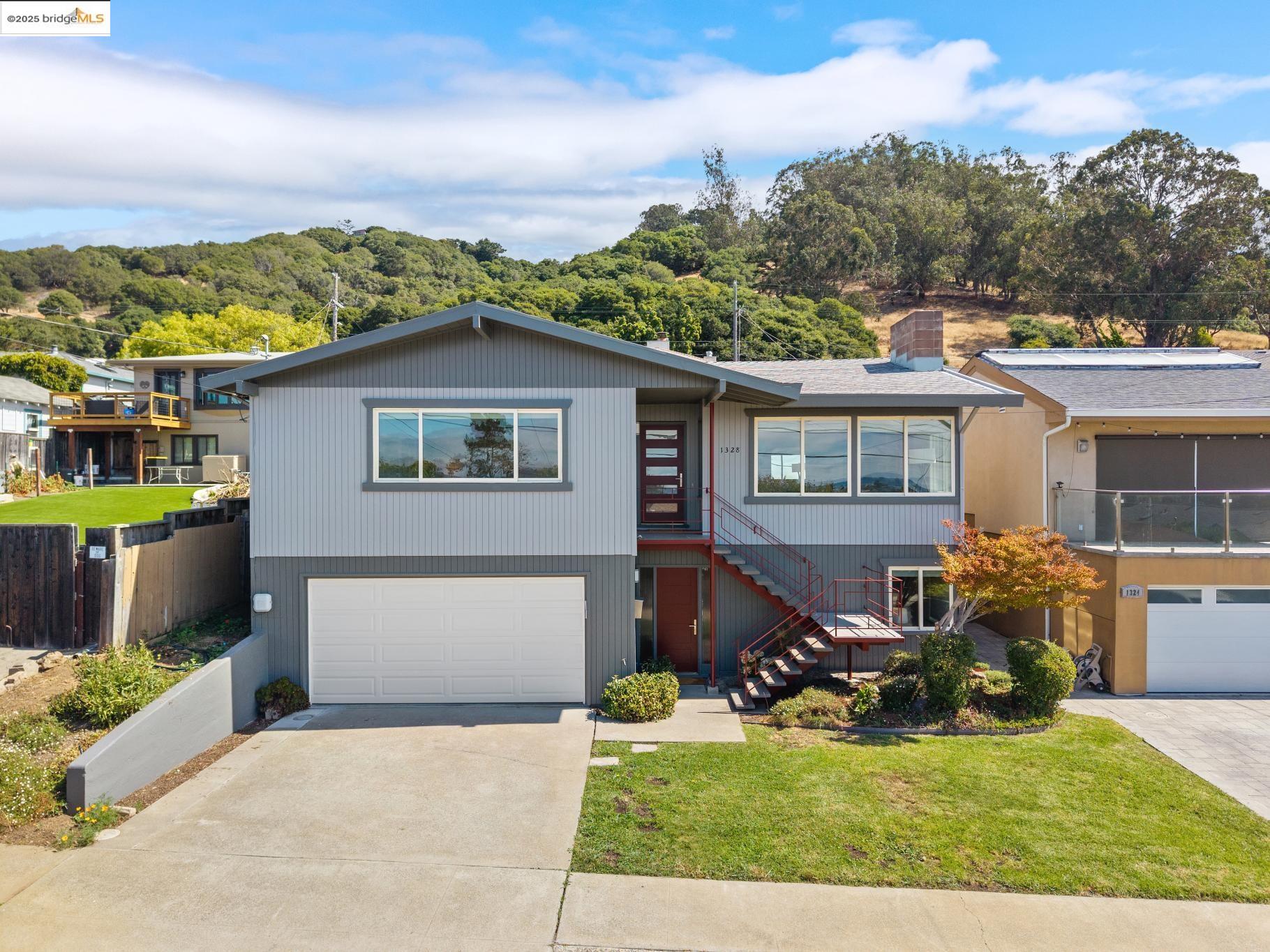 Detail Gallery Image 12 of 59 For 1328 Scott Street, El Cerrito,  CA 94530 - 4 Beds | 3 Baths