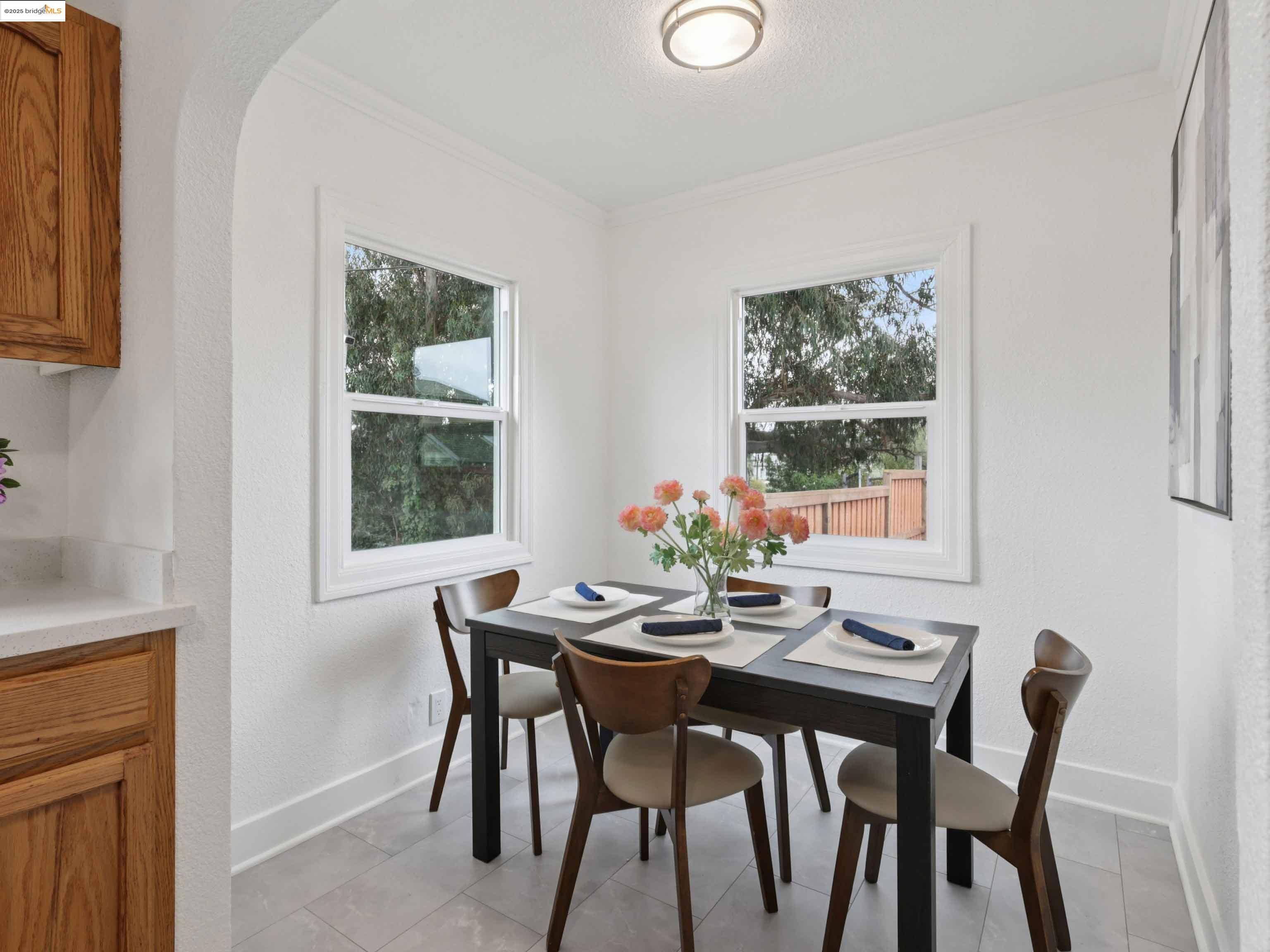 Detail Gallery Image 12 of 43 For 2263 80th Ave, Oakland,  CA 94605 - 3 Beds | 1 Baths