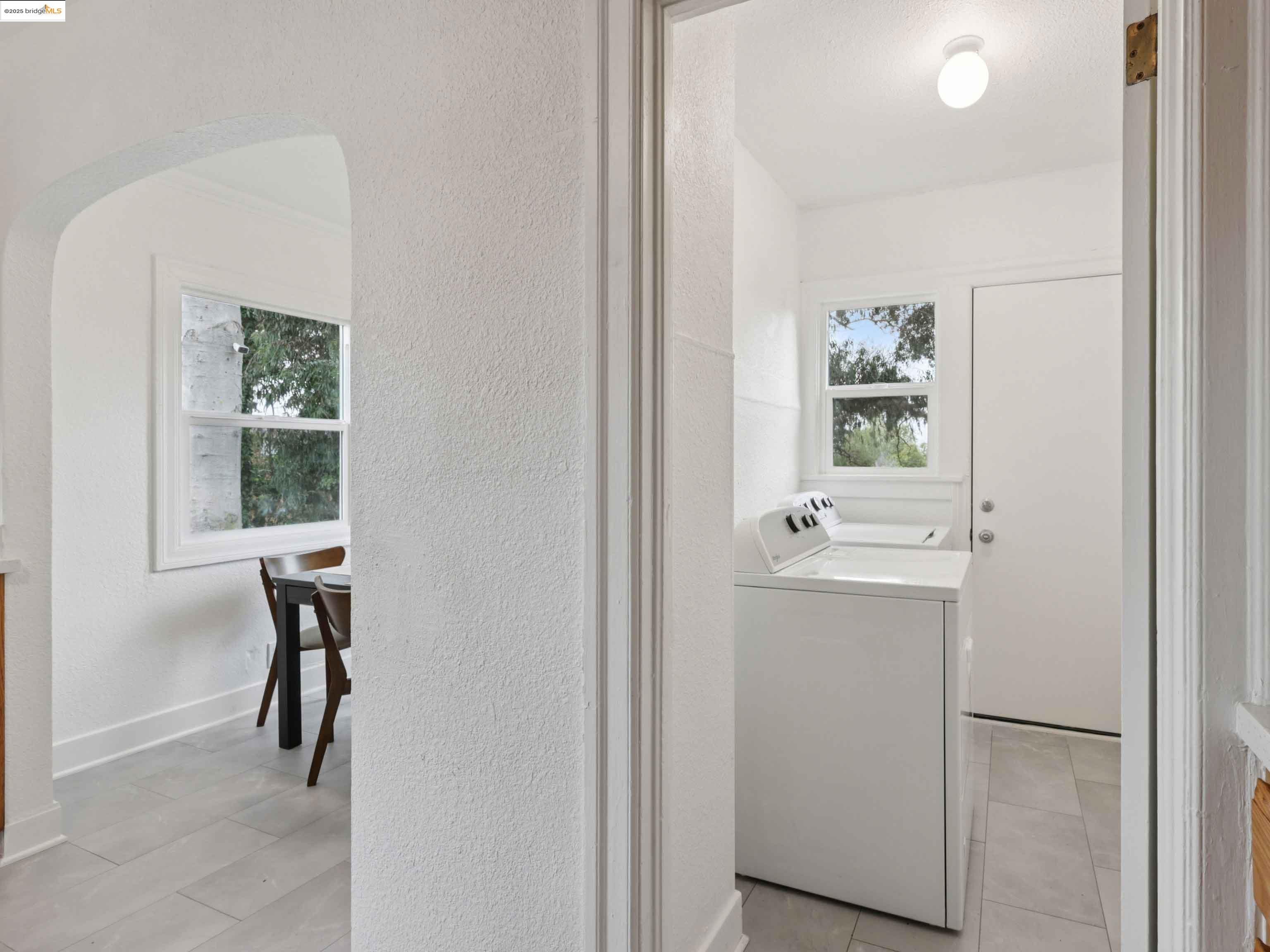 Detail Gallery Image 17 of 43 For 2263 80th Ave, Oakland,  CA 94605 - 3 Beds | 1 Baths