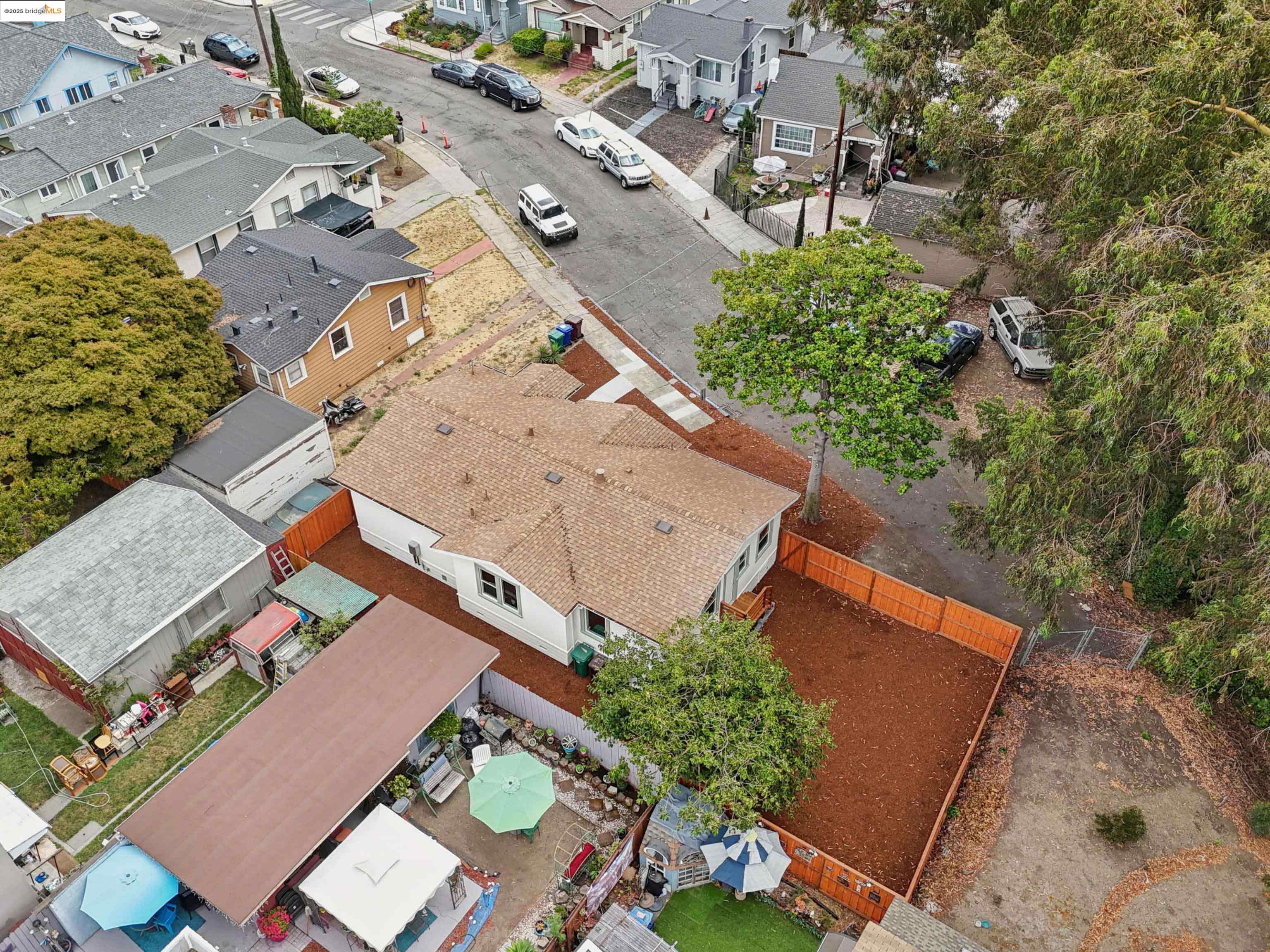Detail Gallery Image 40 of 43 For 2263 80th Ave, Oakland,  CA 94605 - 3 Beds | 1 Baths