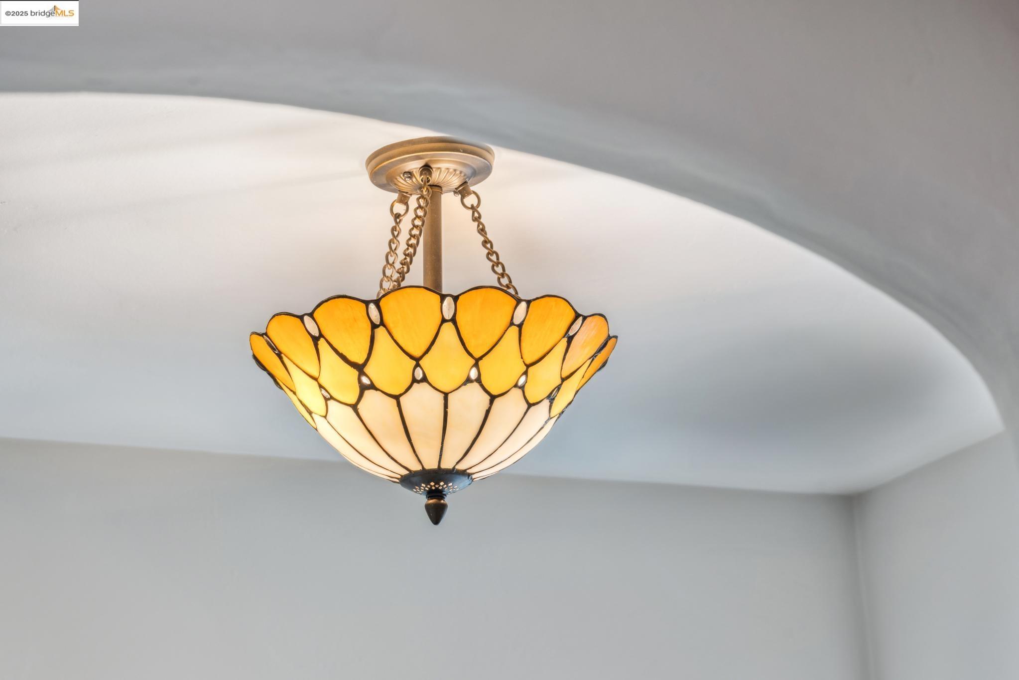 Detail Gallery Image 12 of 38 For 5634 Burlingame Ave, Richmond,  CA 94804 - 2 Beds | 1 Baths