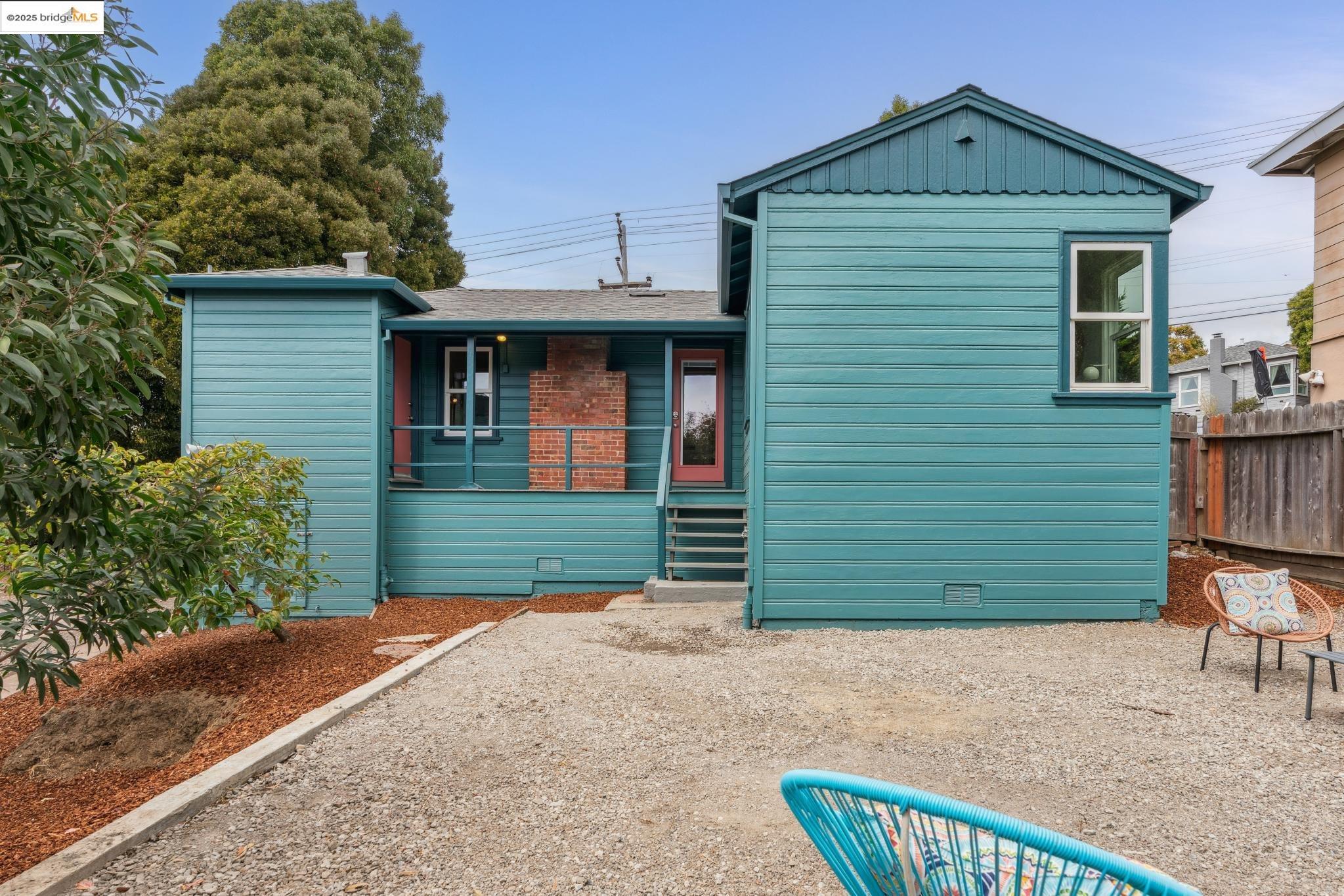 Detail Gallery Image 29 of 38 For 5634 Burlingame Ave, Richmond,  CA 94804 - 2 Beds | 1 Baths