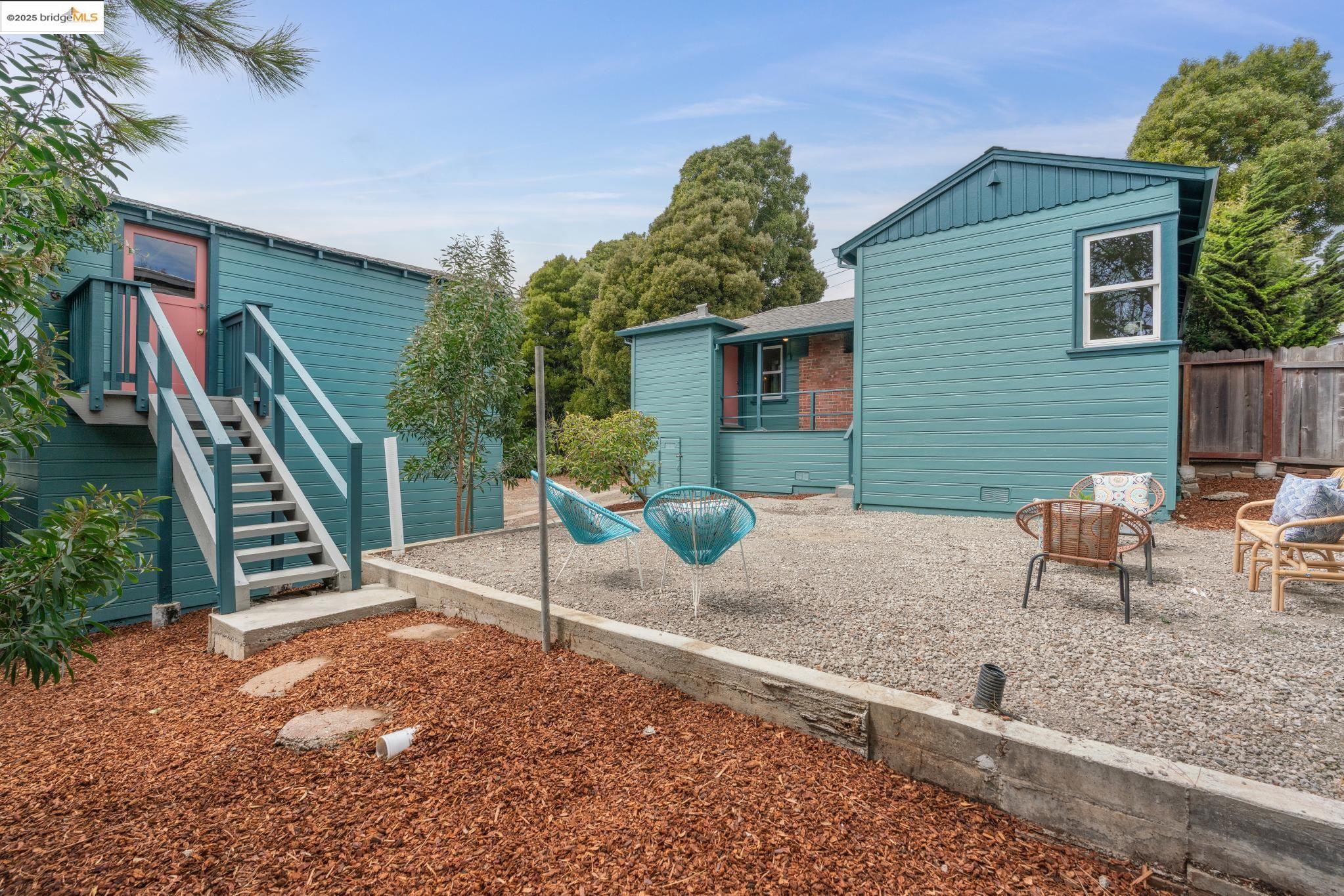 Detail Gallery Image 31 of 38 For 5634 Burlingame Ave, Richmond,  CA 94804 - 2 Beds | 1 Baths