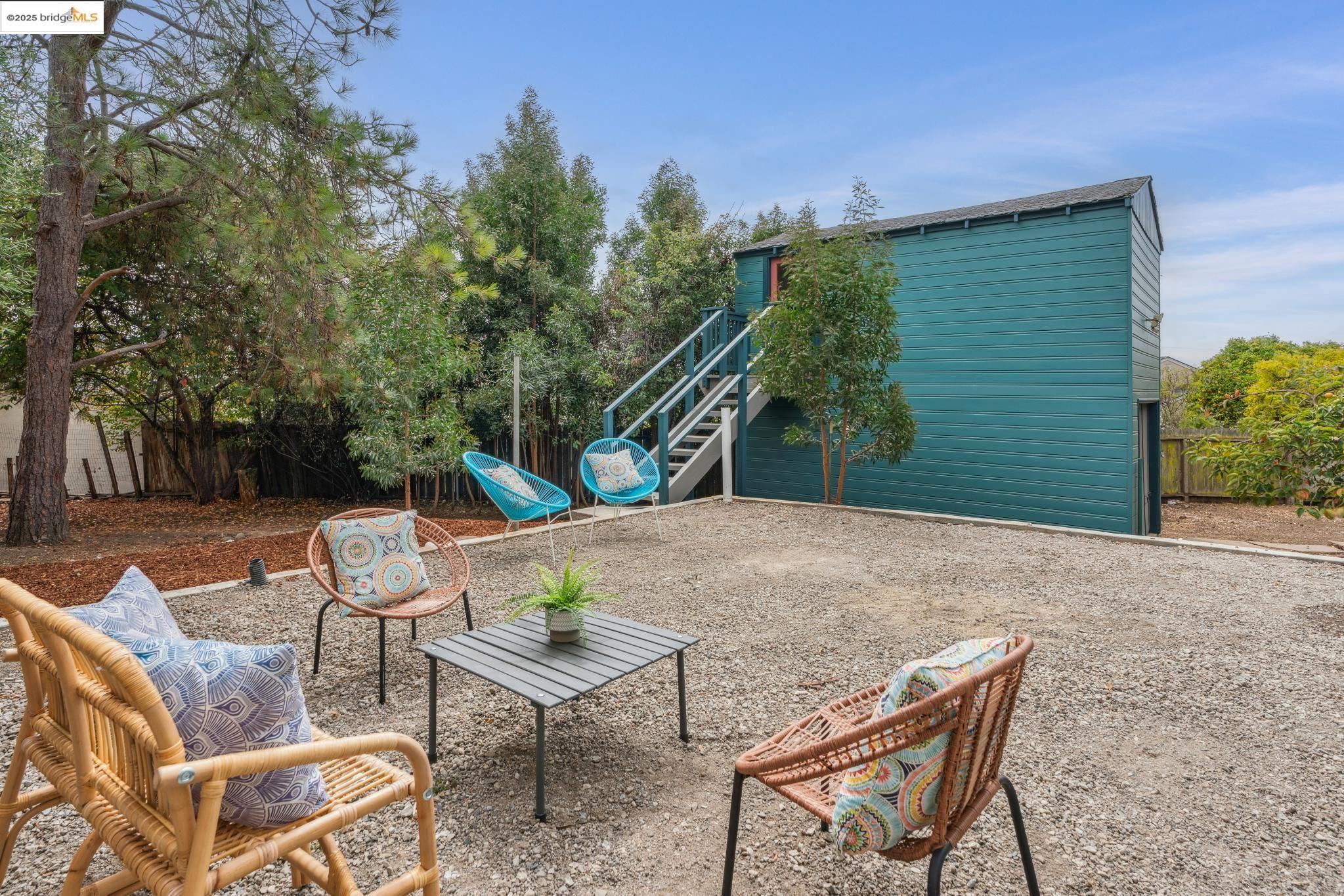 Detail Gallery Image 32 of 38 For 5634 Burlingame Ave, Richmond,  CA 94804 - 2 Beds | 1 Baths