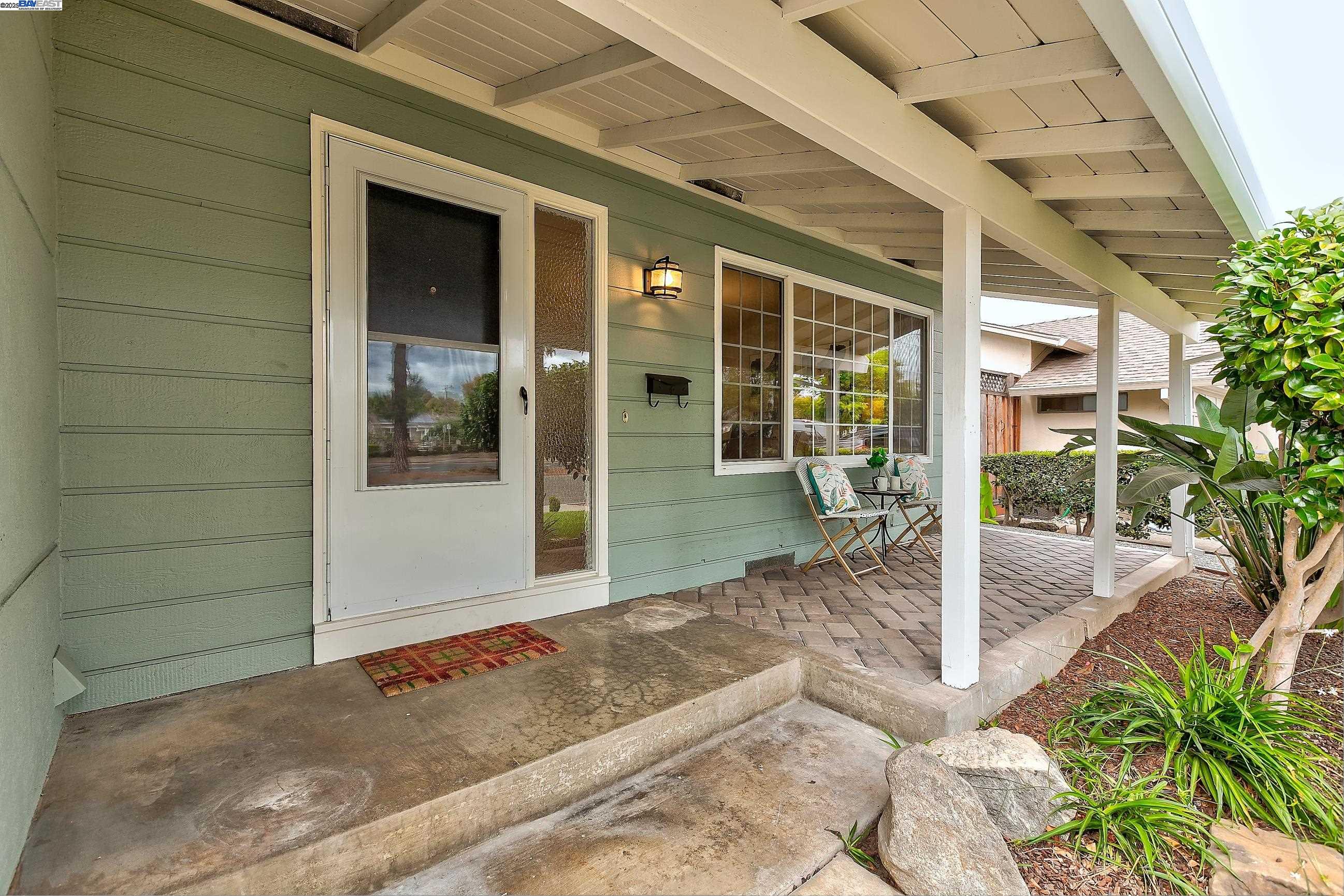 Detail Gallery Image 2 of 24 For 40803 Blacow Rd, Fremont,  CA 94538 - 3 Beds | 2 Baths