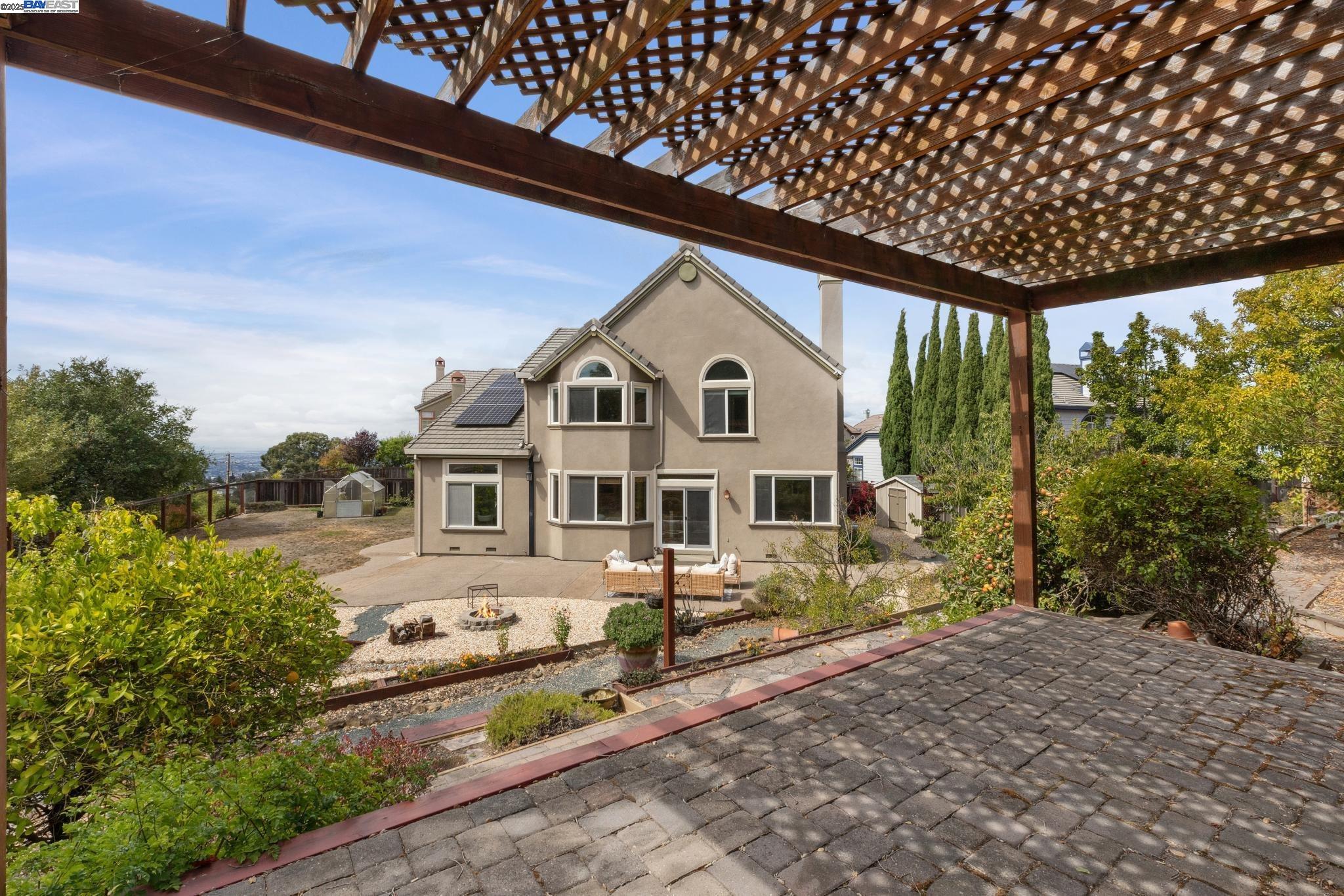 Detail Gallery Image 50 of 60 For 4460 Quicksilver Ct, Hayward,  CA 94542 - 4 Beds | 3 Baths