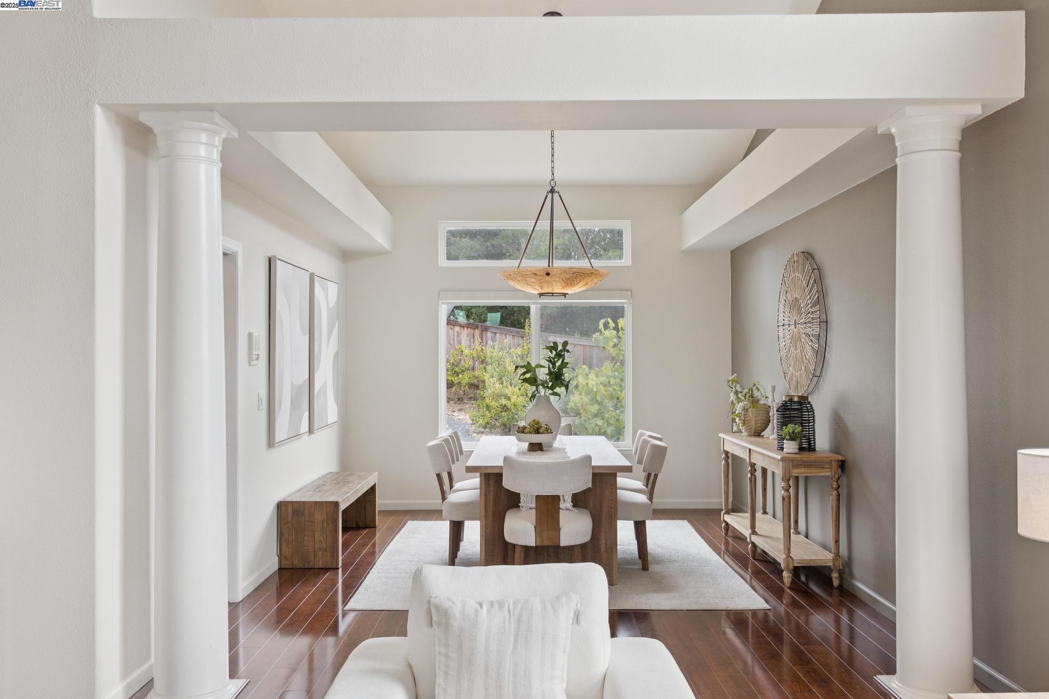 Detail Gallery Image 7 of 60 For 4460 Quicksilver Ct, Hayward,  CA 94542 - 4 Beds | 3 Baths