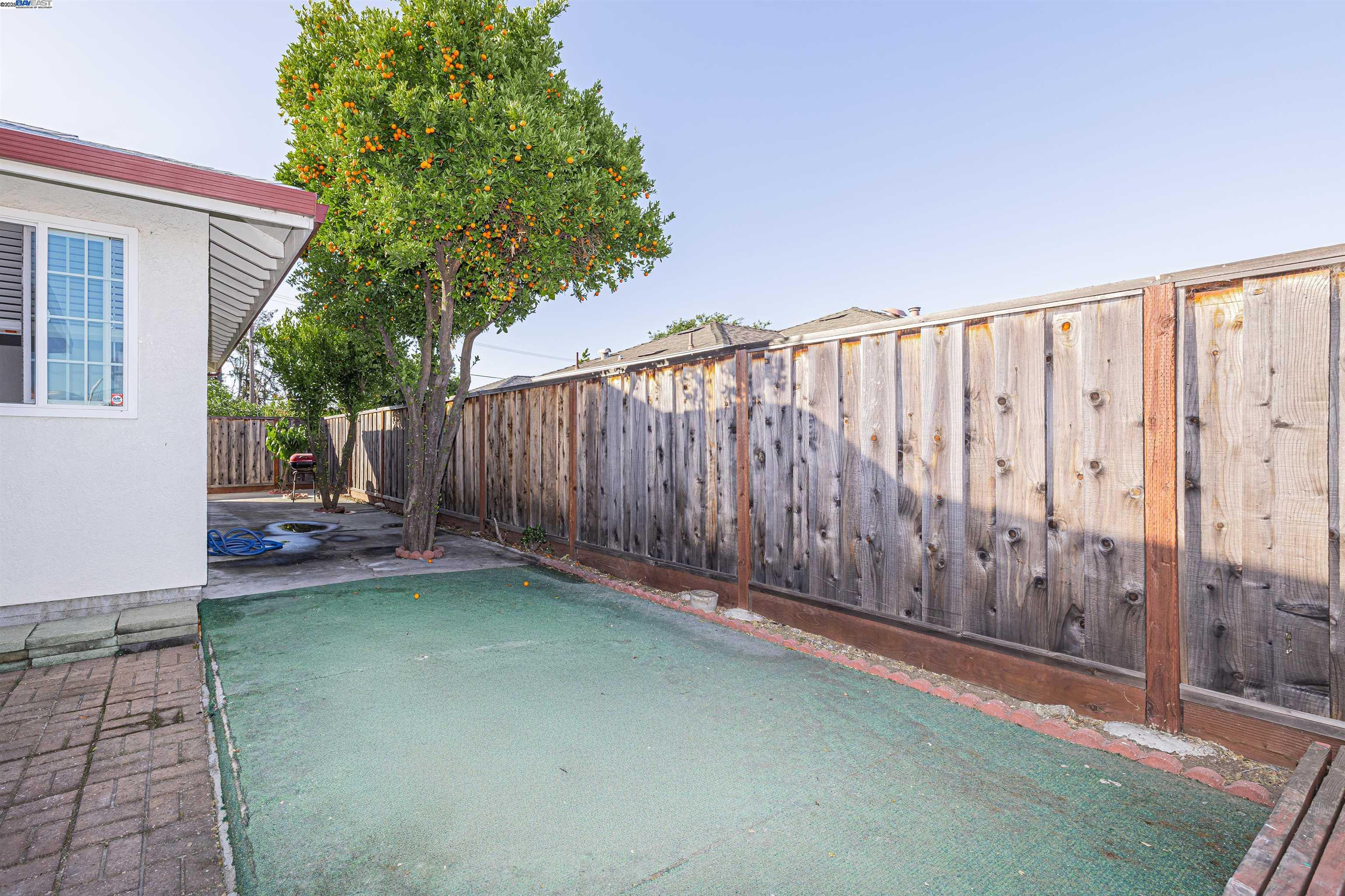 Detail Gallery Image 38 of 41 For 1722 Eveleth Ave, San Leandro,  CA 94577 - 3 Beds | 2/1 Baths