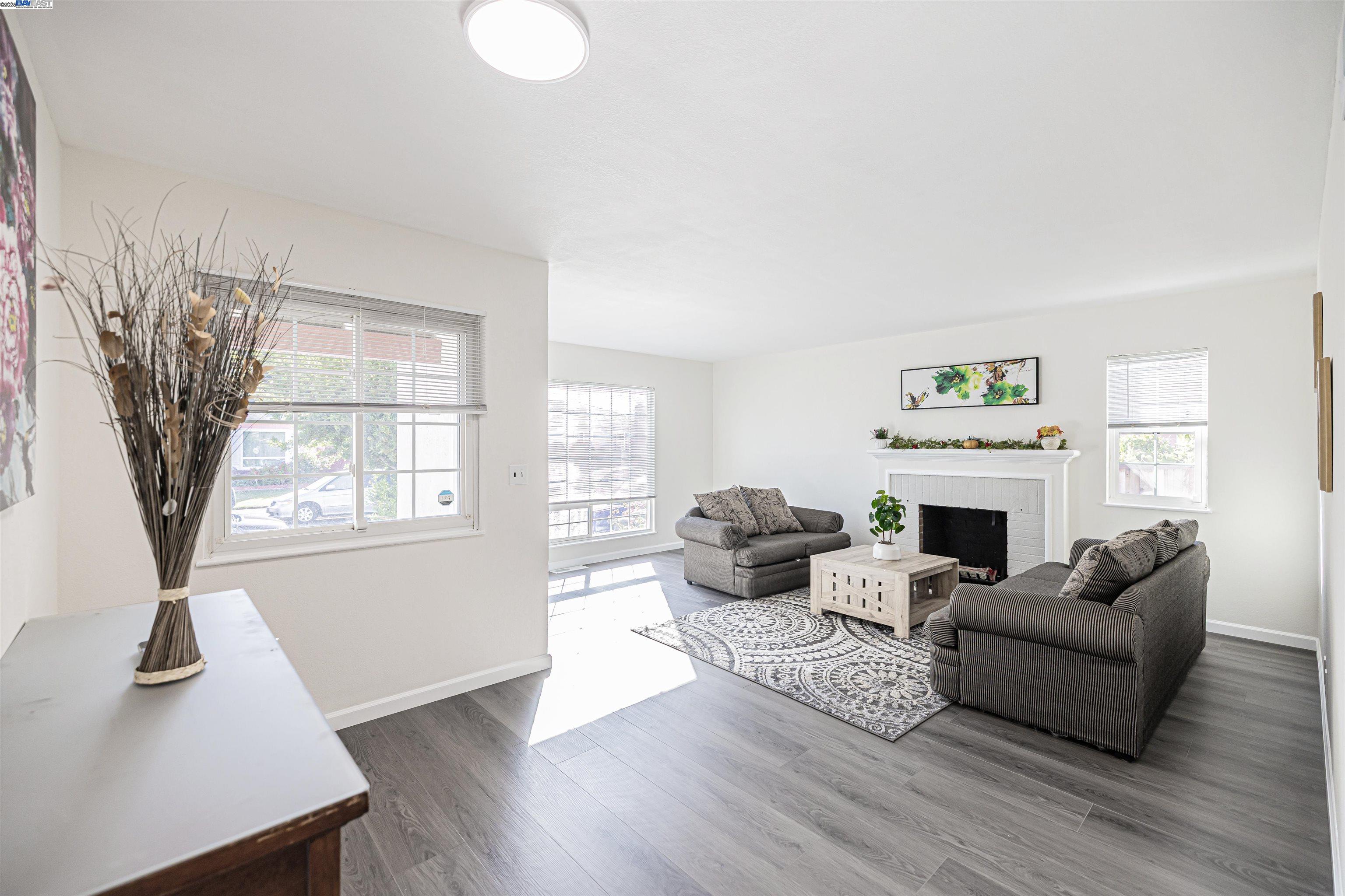 Detail Gallery Image 7 of 41 For 1722 Eveleth Ave, San Leandro,  CA 94577 - 3 Beds | 2/1 Baths