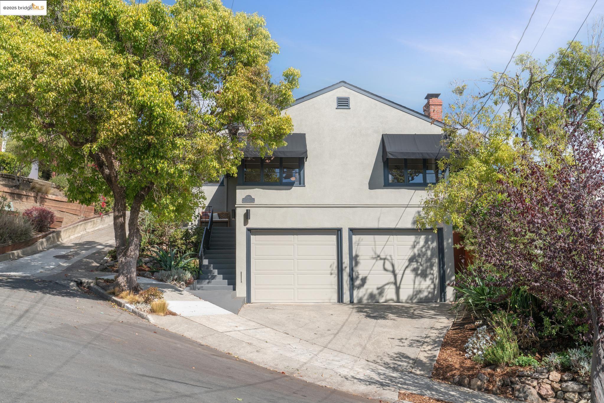 Detail Gallery Image 34 of 34 For 5968 Chabot Crest, Oakland,  CA 94618 - 3 Beds | 3 Baths