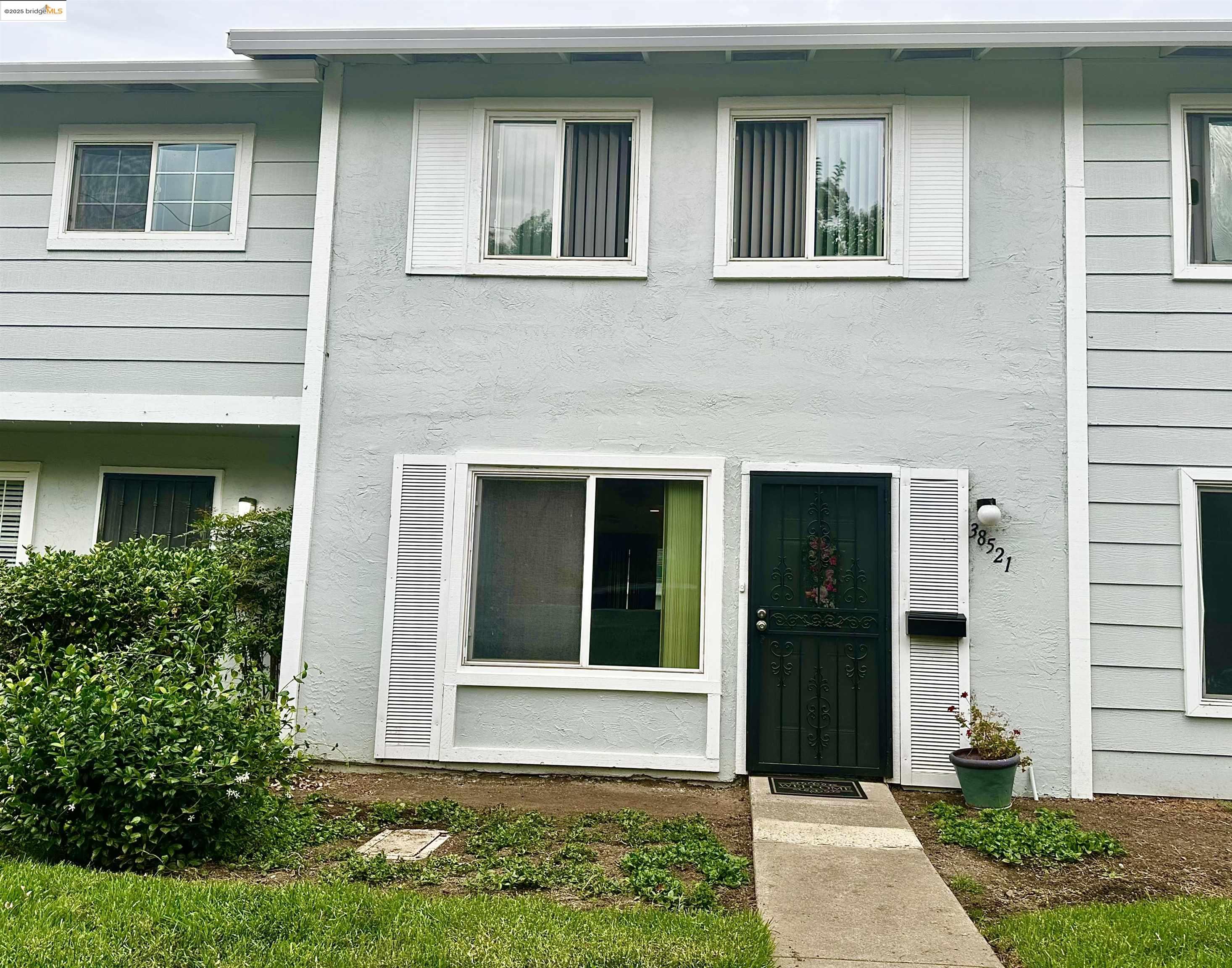 Photo #3: 41111062 Listing: Photo #3