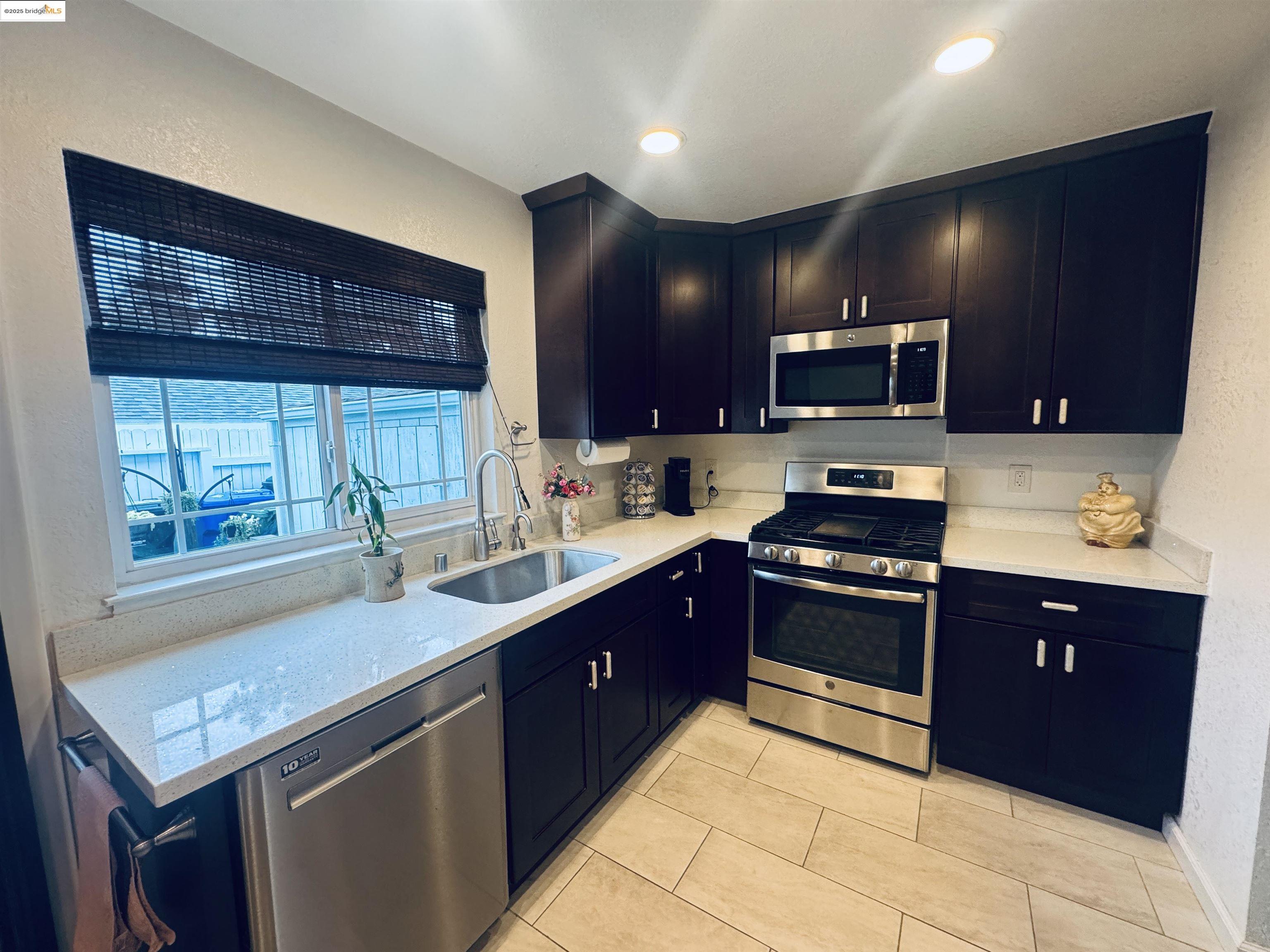 Photo #36: 41111062 Listing: Photo #36