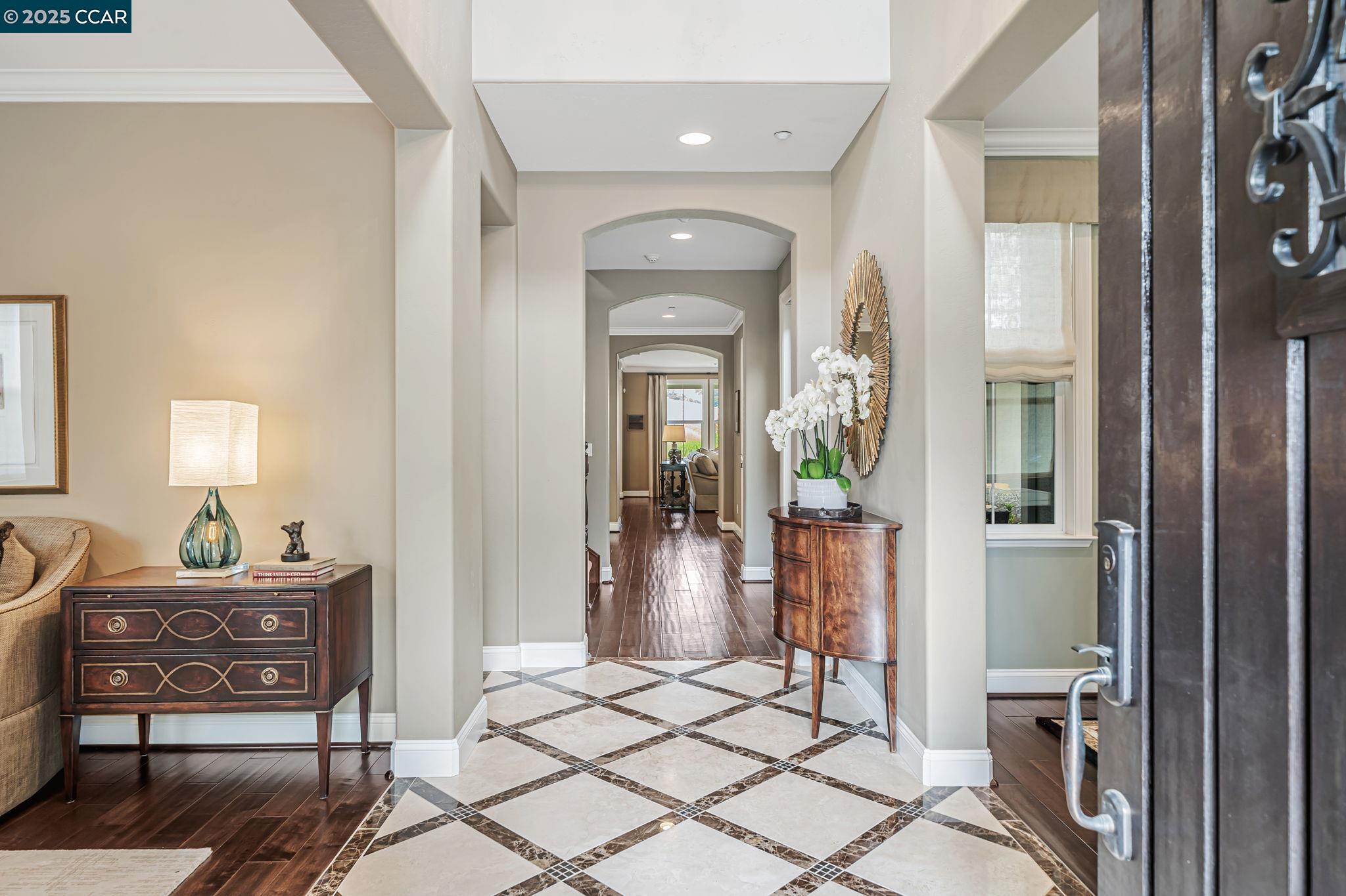Detail Gallery Image 11 of 60 For 120 Tamarind Ln, Danville,  CA 94526 - 6 Beds | 6/1 Baths